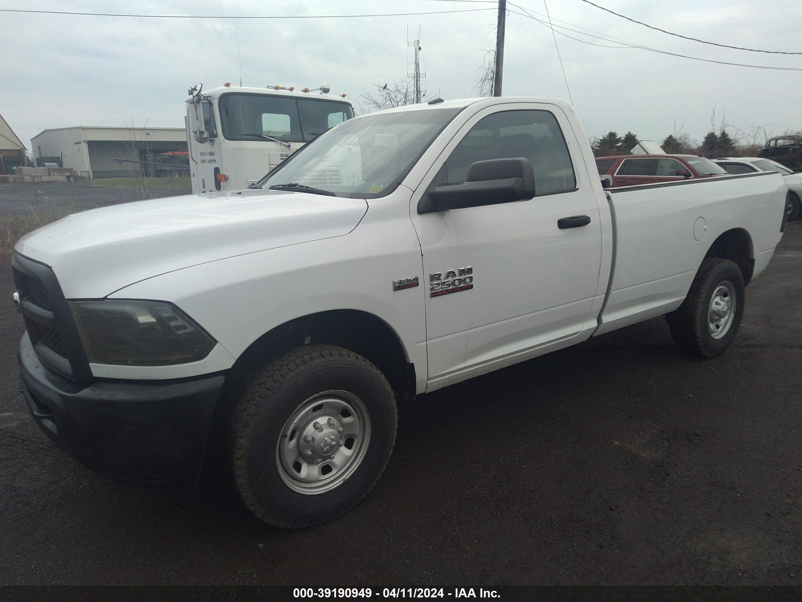 2016 Ram 2500 Tradesman vin: 3C6LR4ATXGG185738