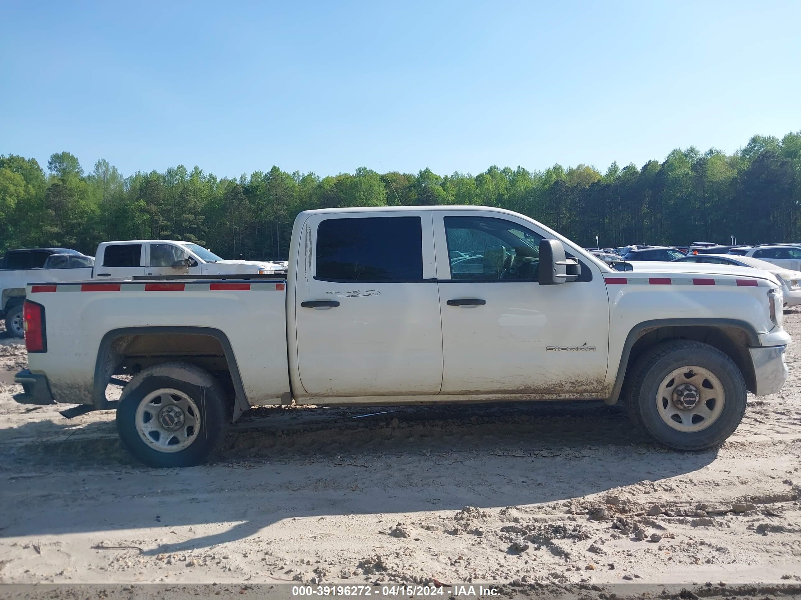 2018 GMC Sierra 1500 vin: 3GTP1LEH1JG165581