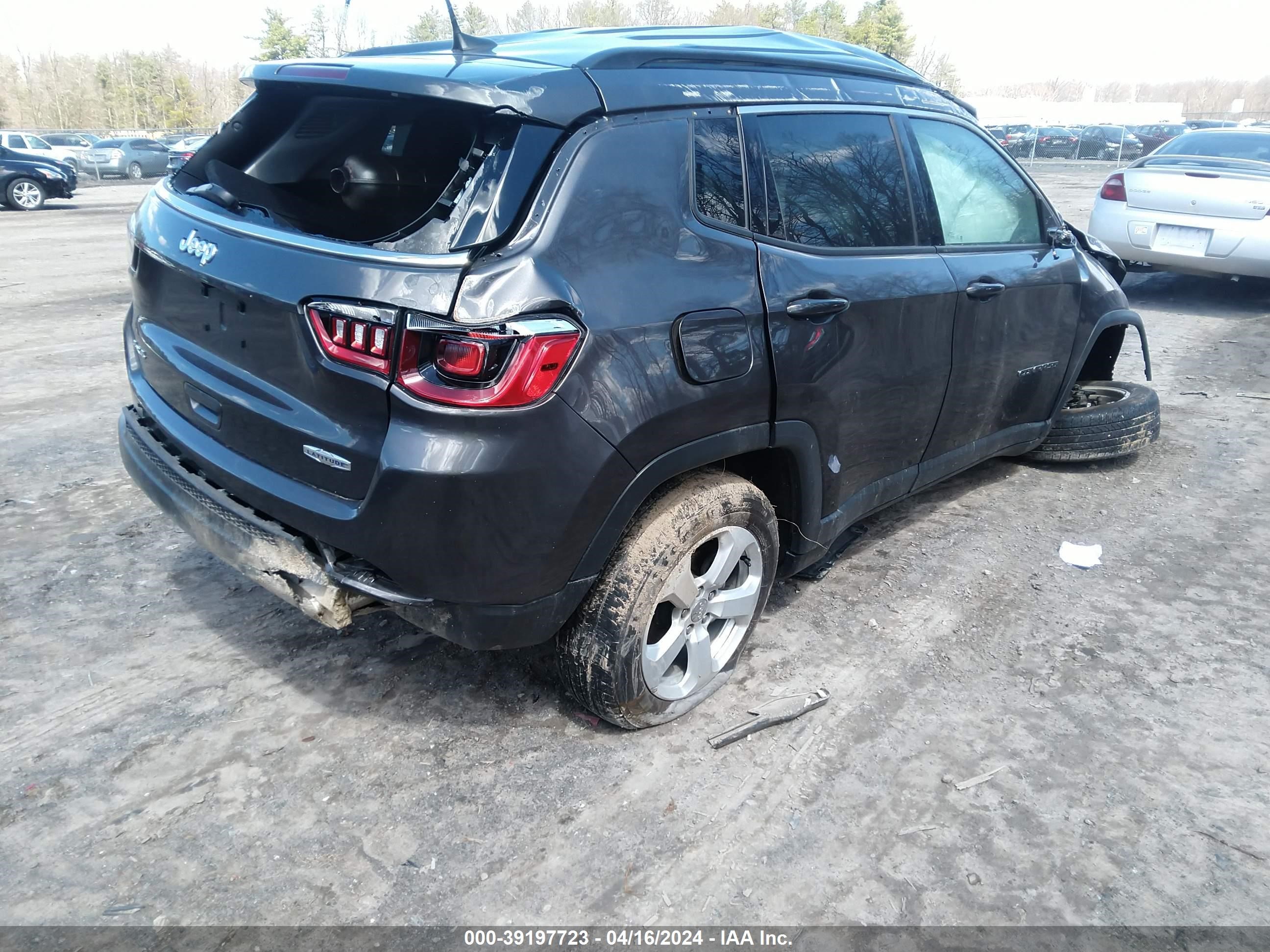 2021 Jeep Compass Latitude 4X4 vin: 3C4NJDBB7MT544366