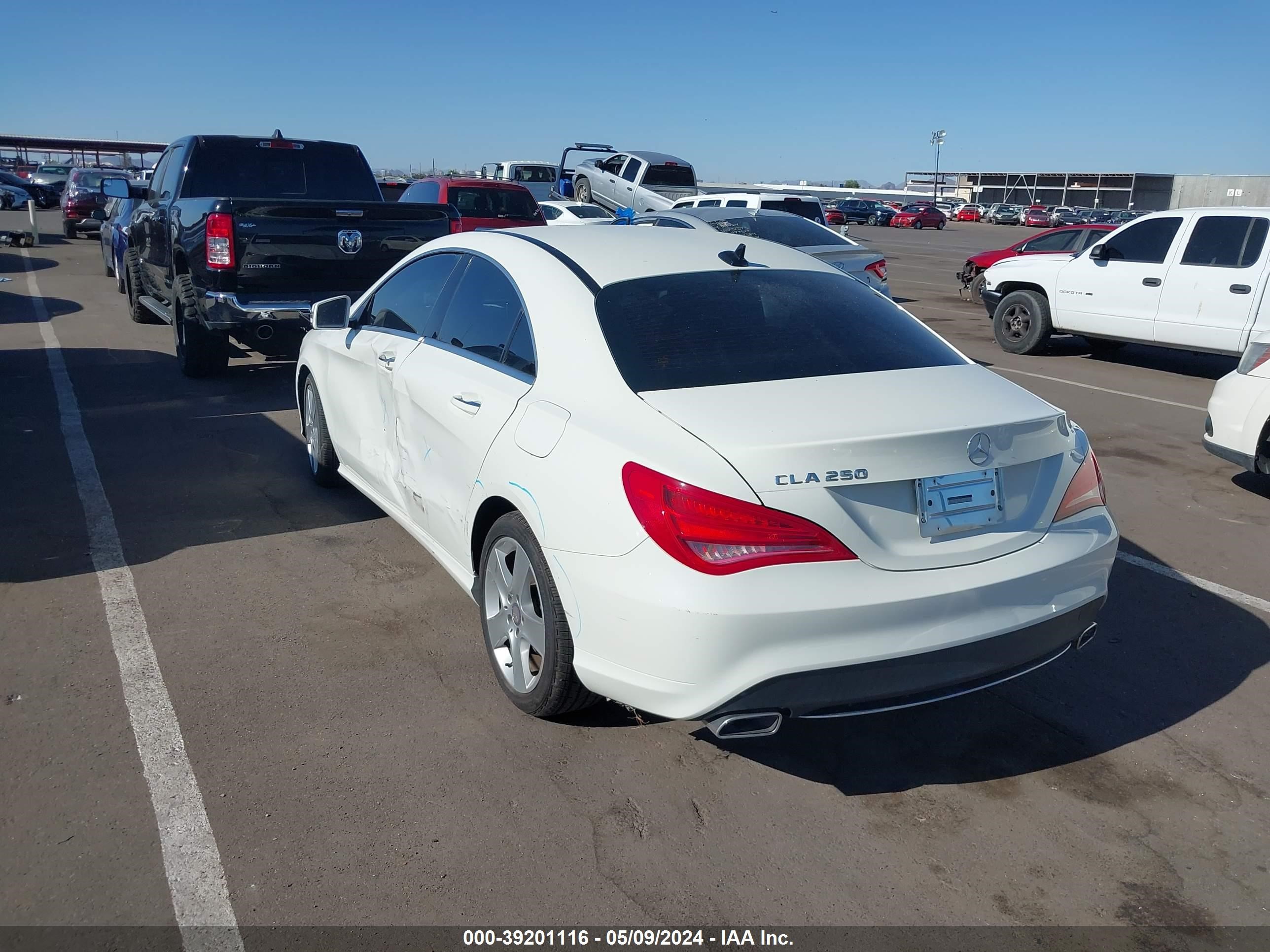 2015 Mercedes-Benz Cla 250 vin: WDDSJ4EB8FN247615