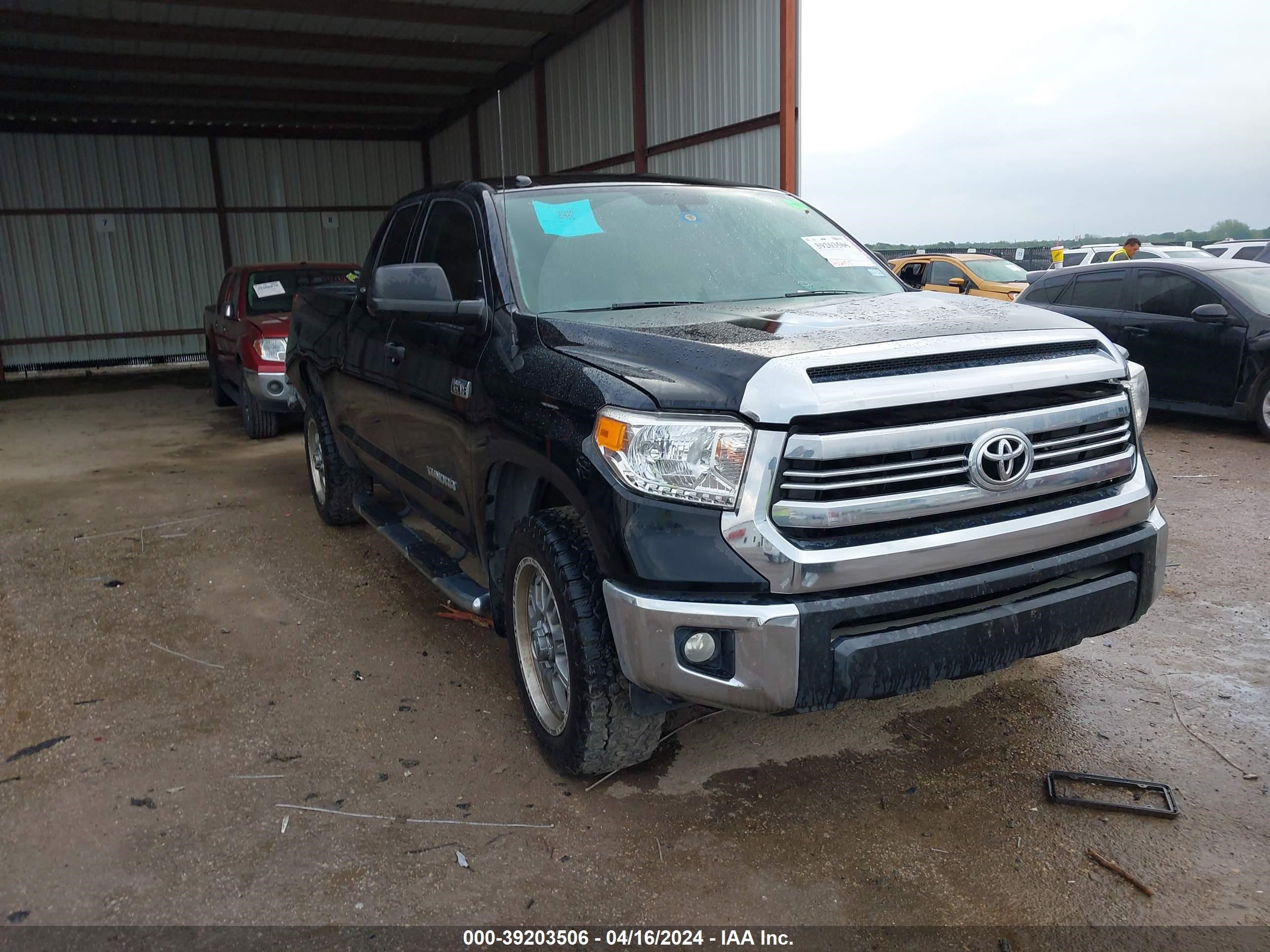 2016 Toyota Tundra Sr5 5.7L V8 vin: 5TFUW5F10GX562902