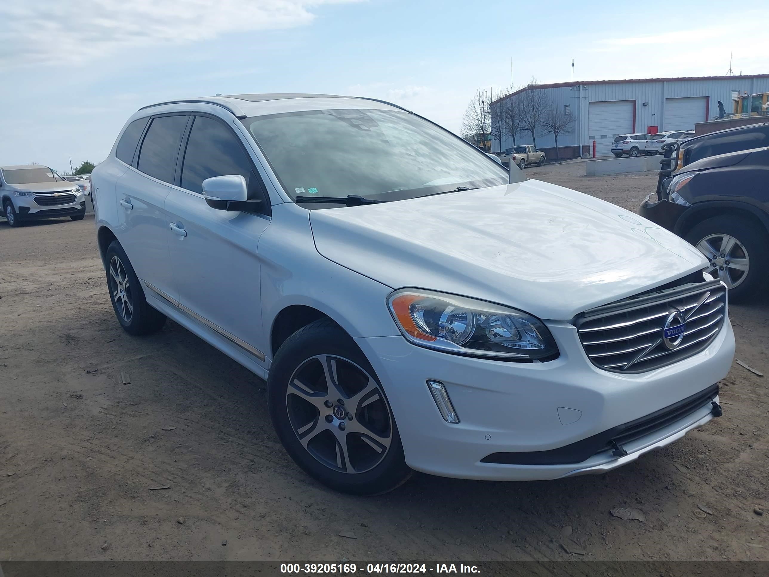 2015 Volvo Xc60 T6 vin: YV4902RK0F2718021