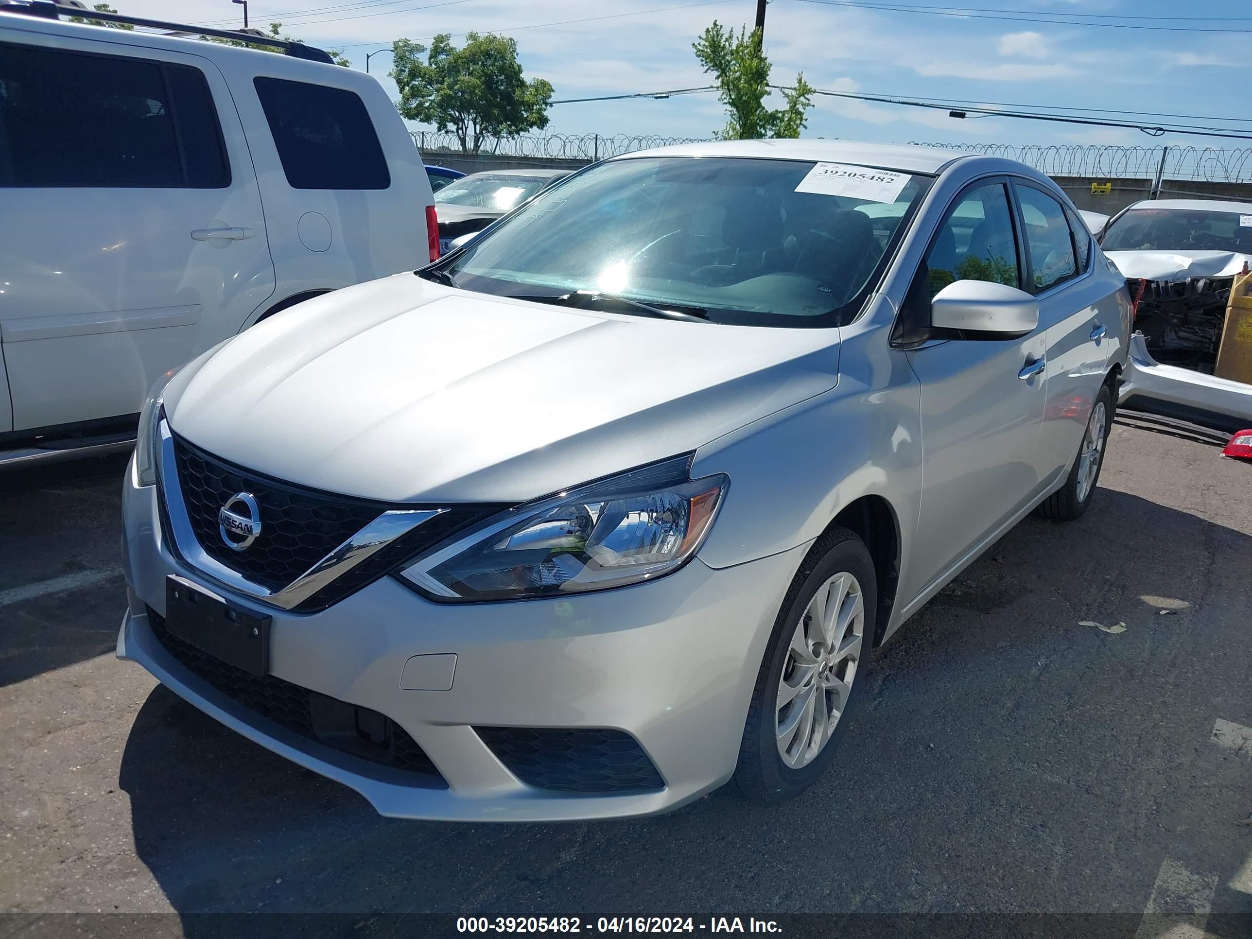 2018 Nissan Sentra Sv vin: 3N1AB7AP9JY244985