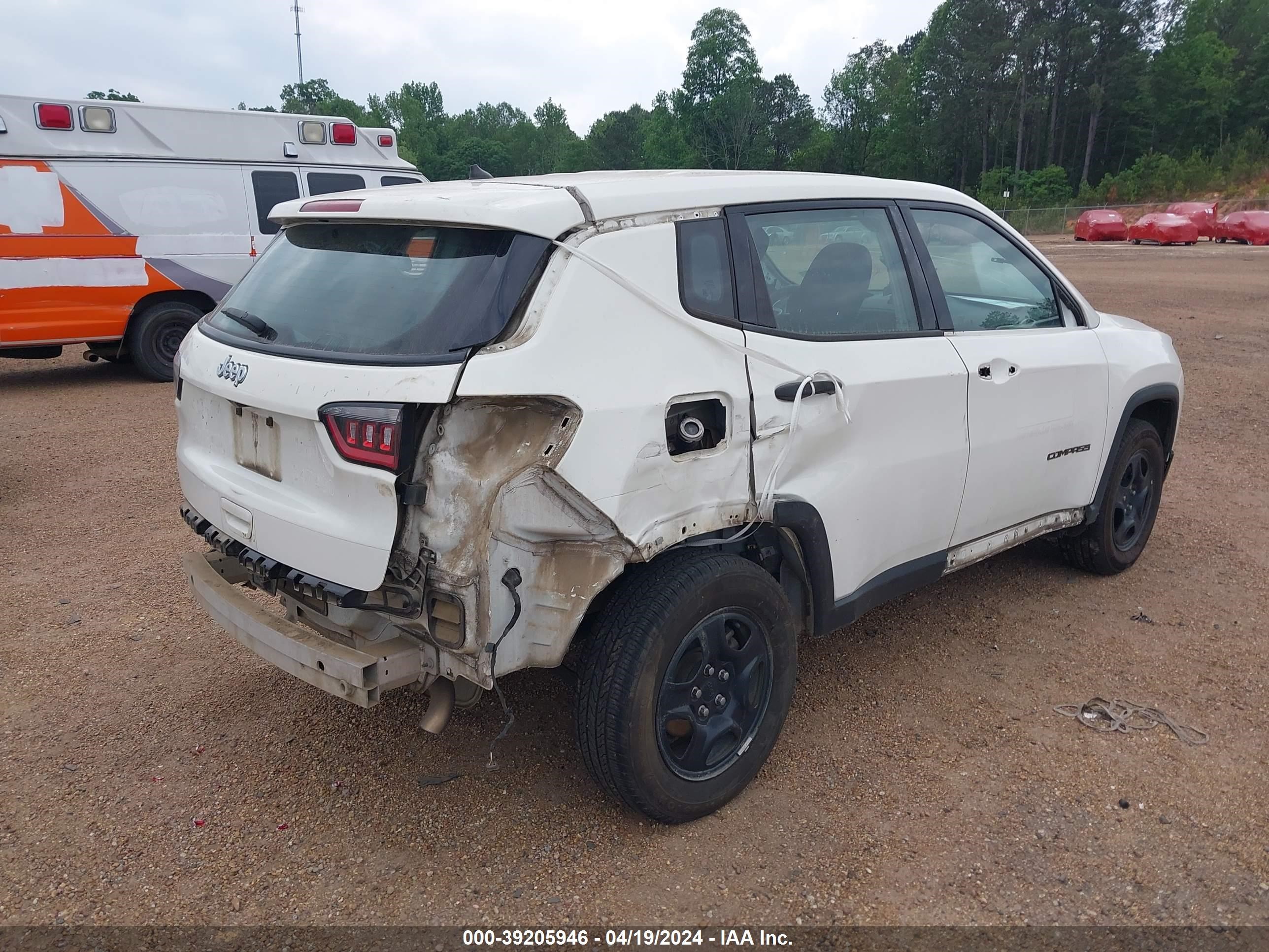 2018 Jeep Compass Sport Fwd vin: 3C4NJCAB6JT326894