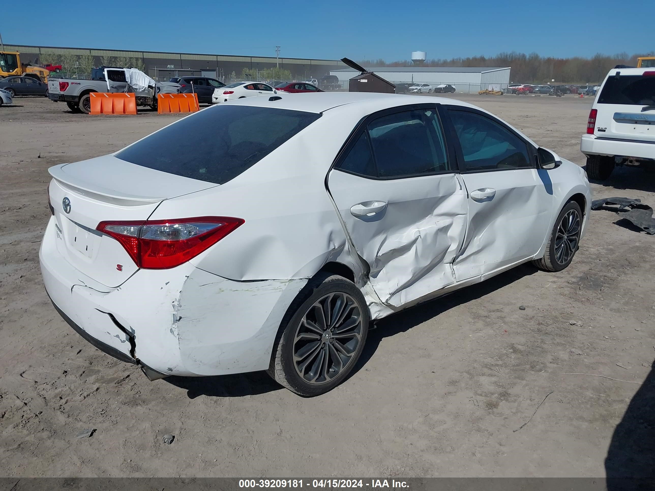 2015 Toyota Corolla S Plus vin: 2T1BURHE7FC243708