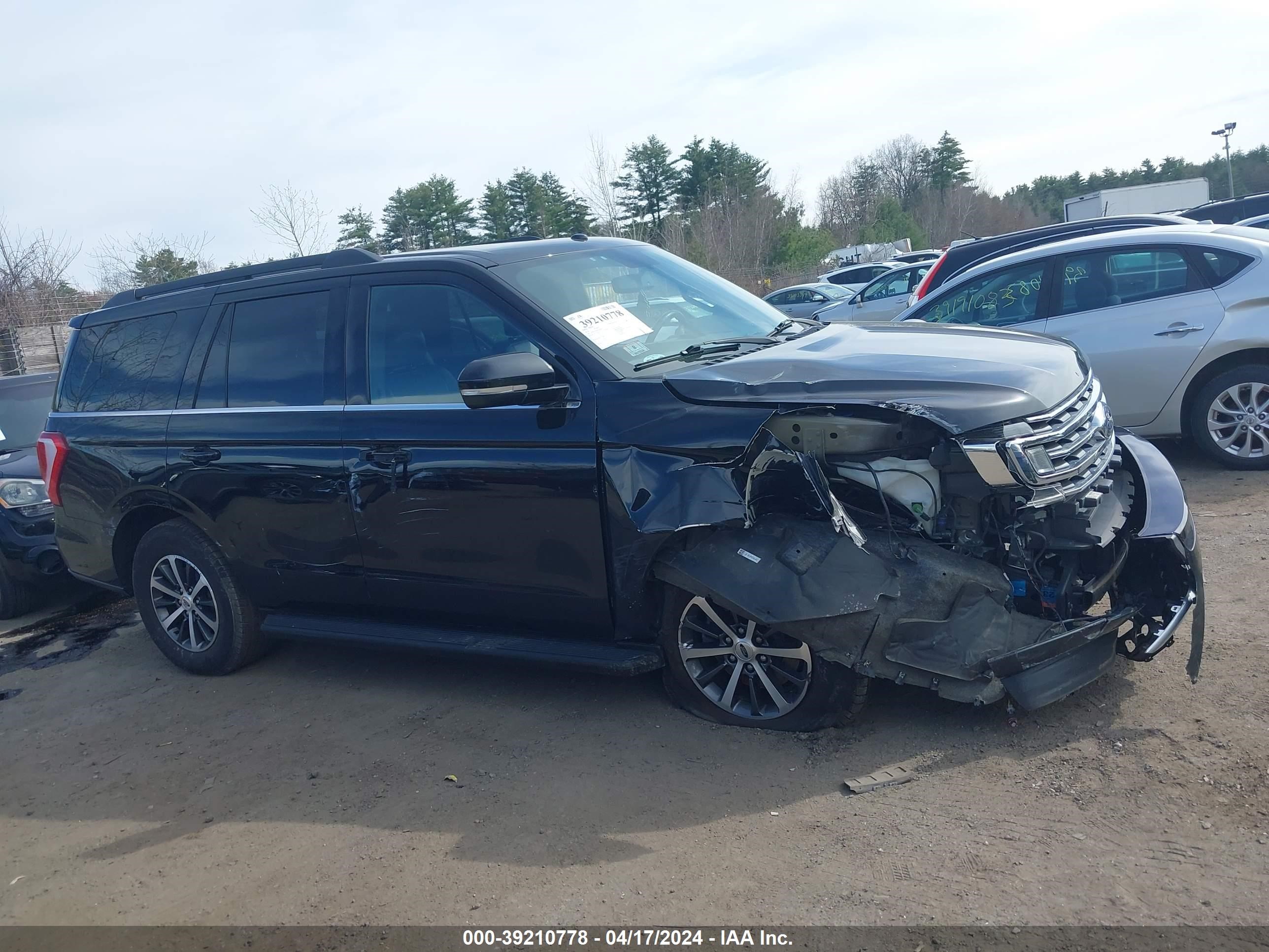 2018 Ford Expedition Xlt vin: 1FMJU1JT6JEA26836