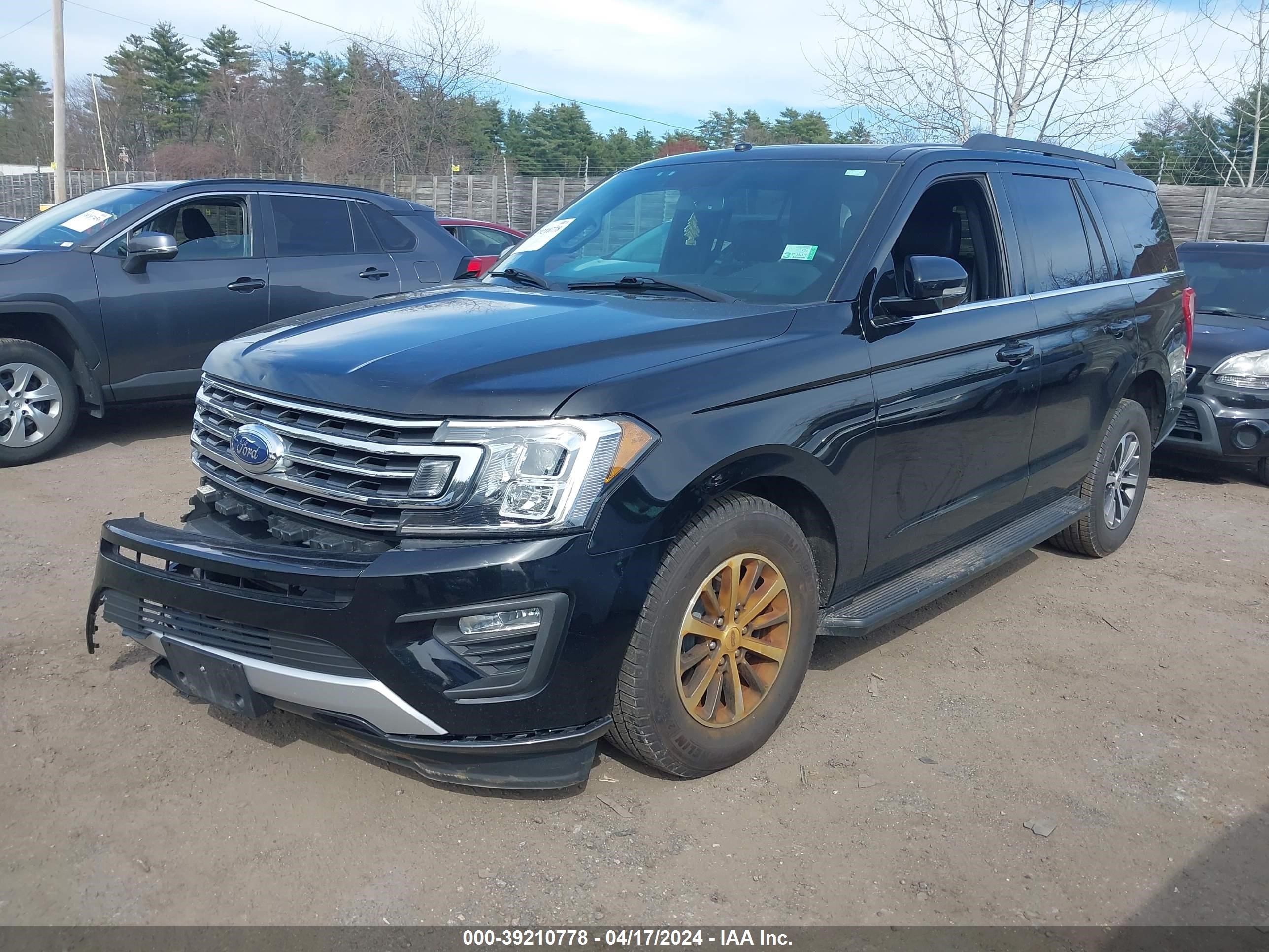 2018 Ford Expedition Xlt vin: 1FMJU1JT6JEA26836