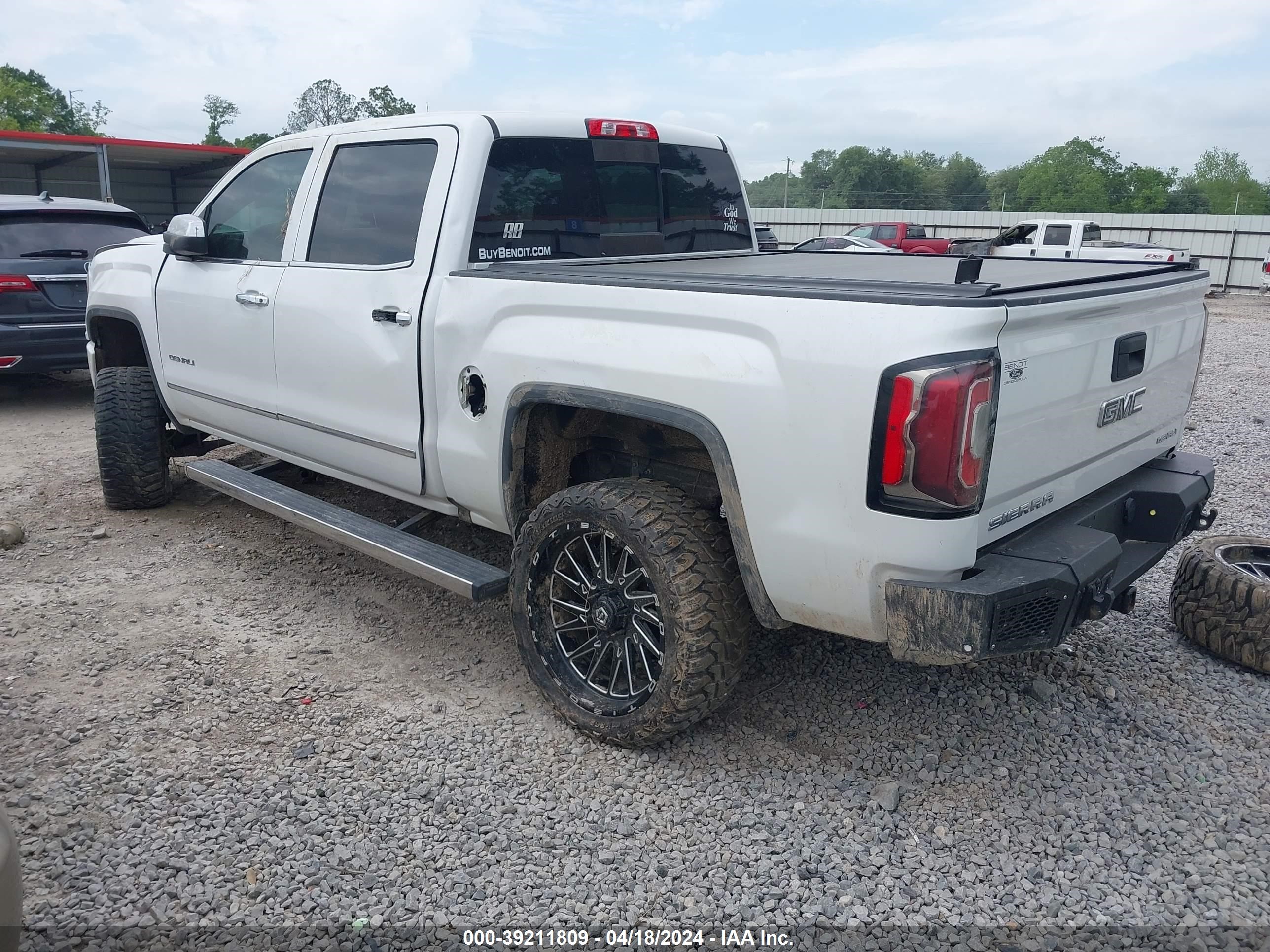 2018 GMC Sierra 1500 Denali vin: 3GTU2PEJ9JG189315