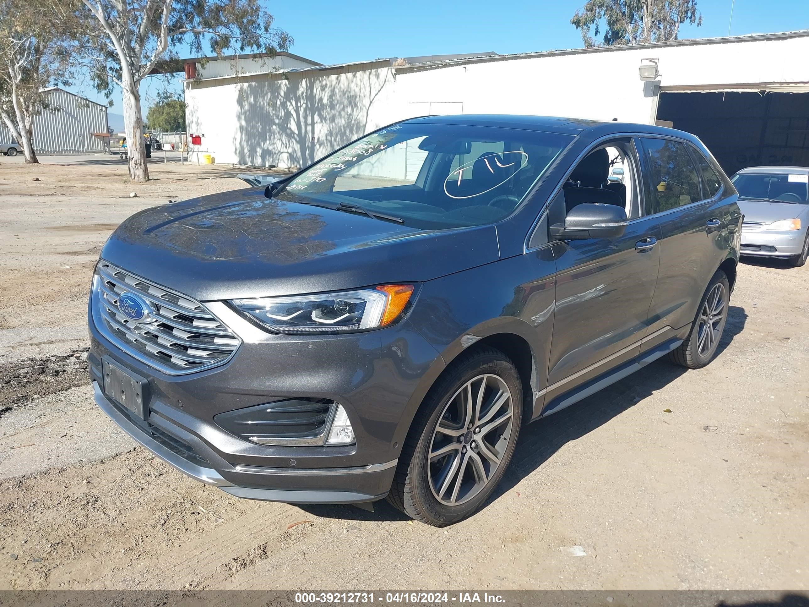 2019 Ford Edge Titanium vin: 2FMPK3K9XKBB49437