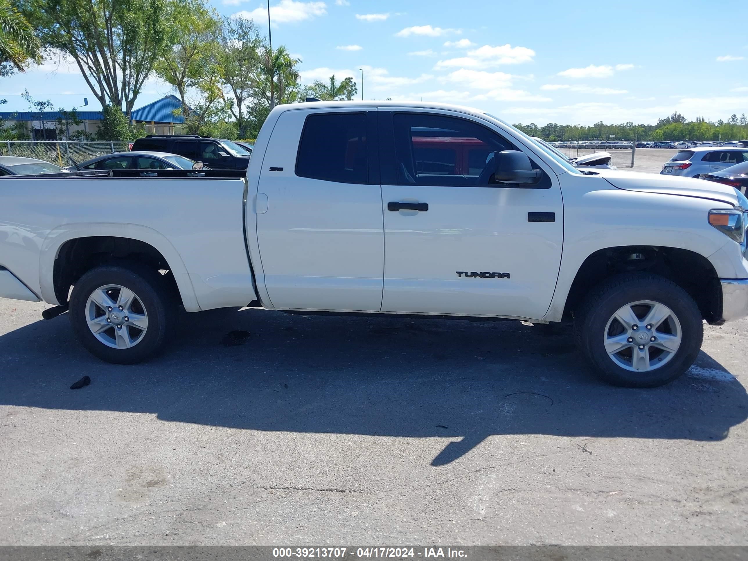 2021 Toyota Tundra Sr5 vin: 5TFRY5F10MX298706