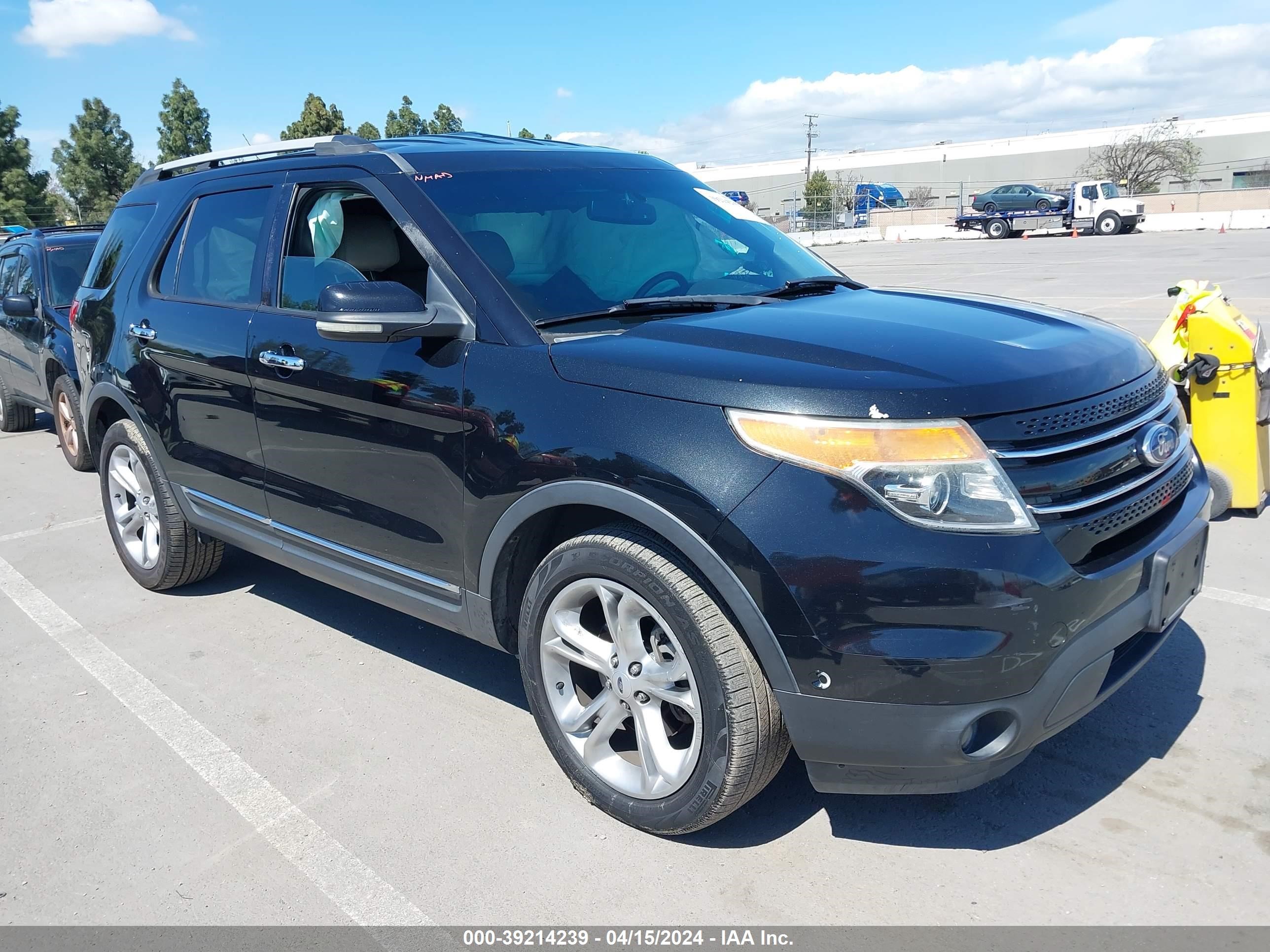 2012 Ford Explorer Limited vin: 1FMHK8F84CGA84419