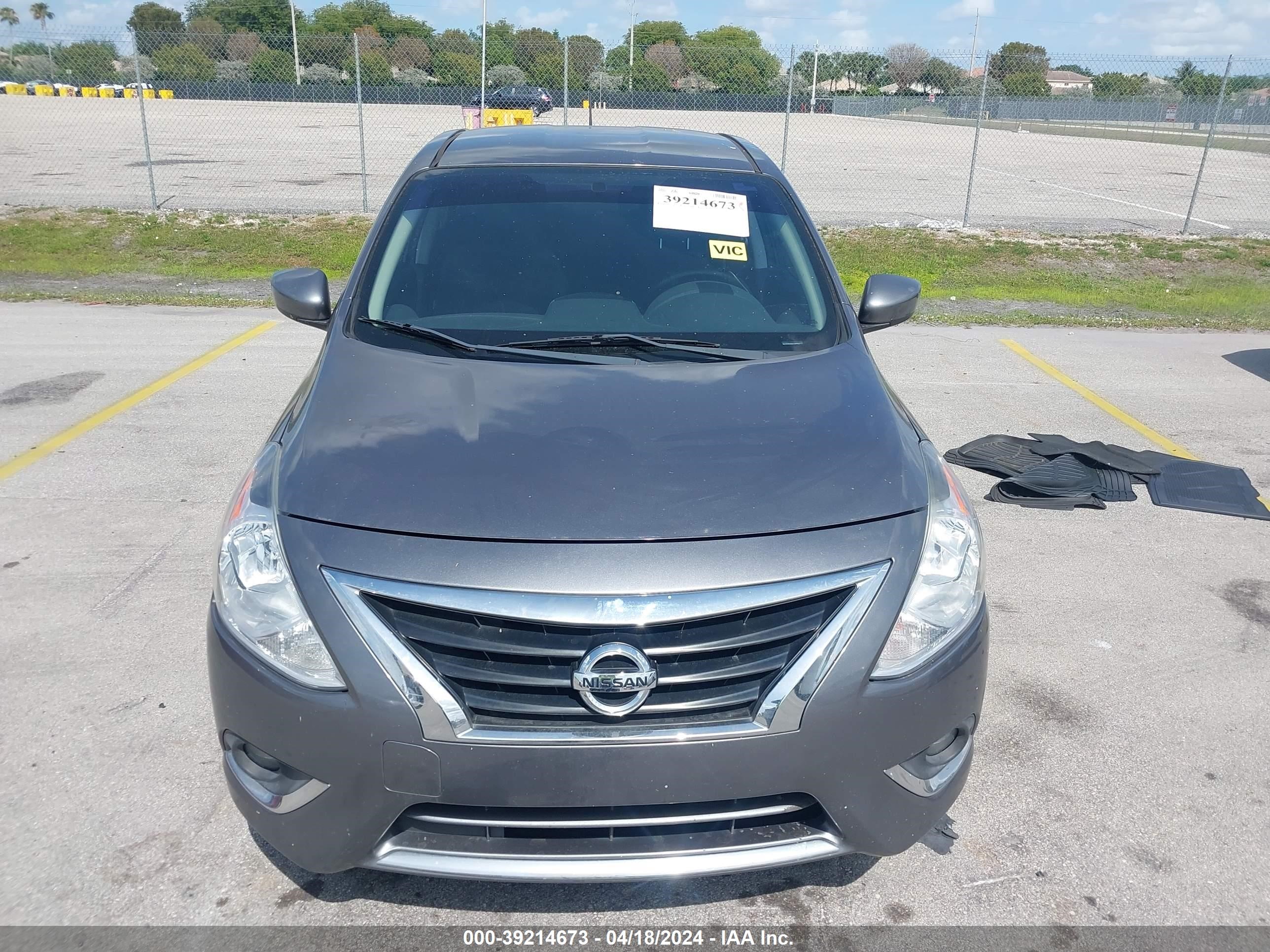 2018 Nissan Versa 1.6 Sv vin: 3N1CN7AP8JL855703