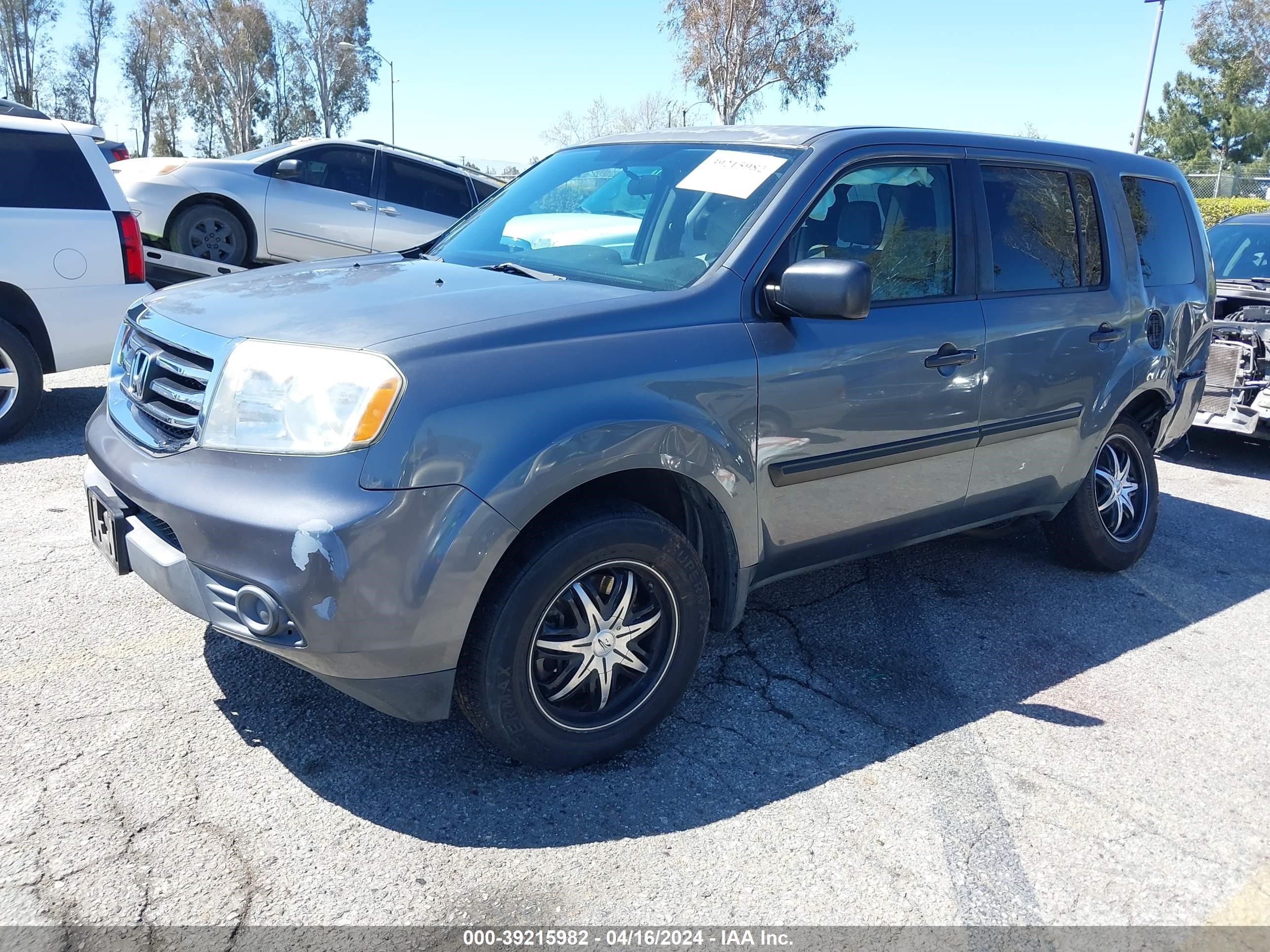 2013 Honda Pilot Lx vin: 5FNYF3H26DB031043