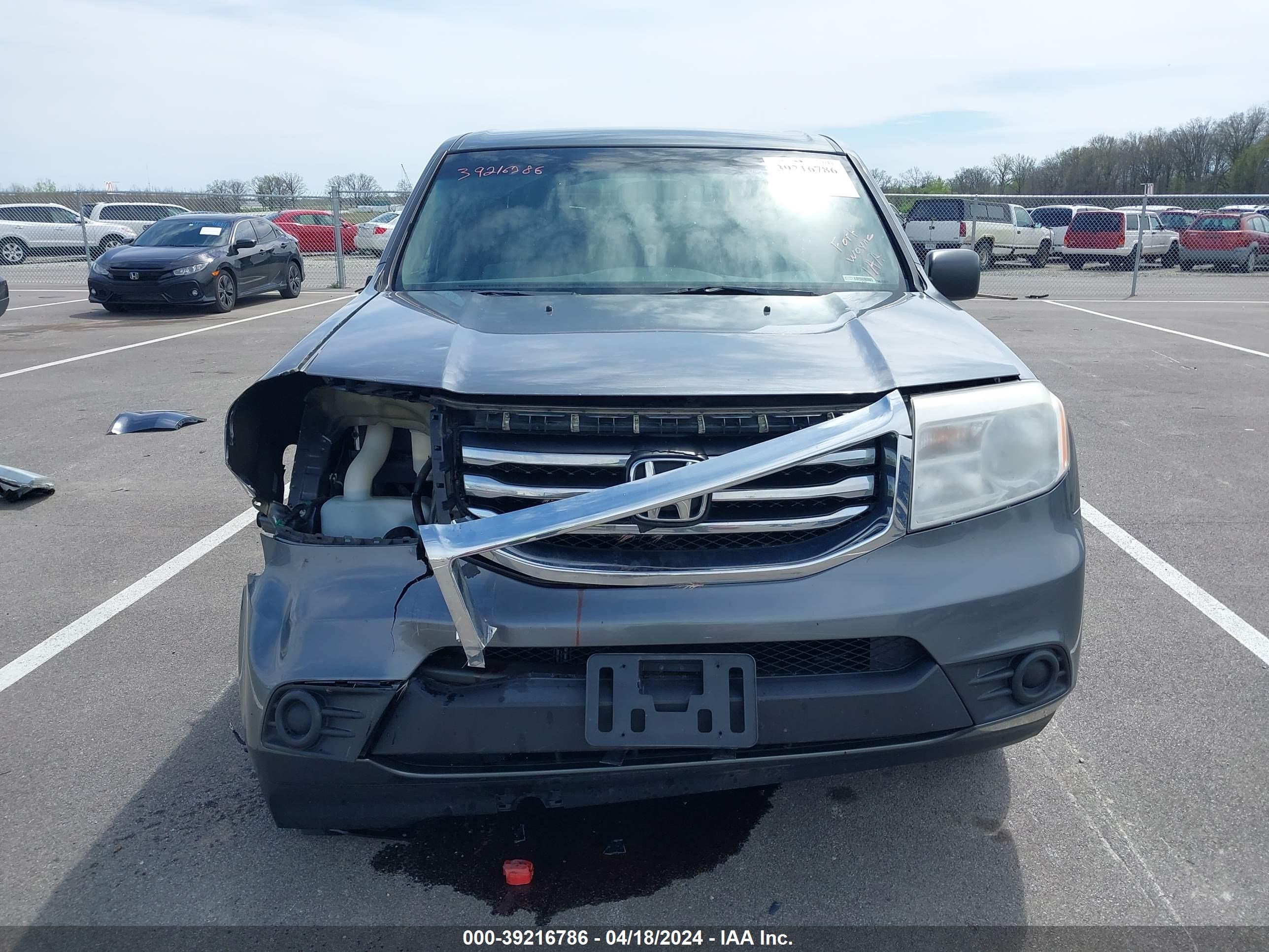 2012 Honda Pilot Lx vin: 5FNYF4H29CB015360