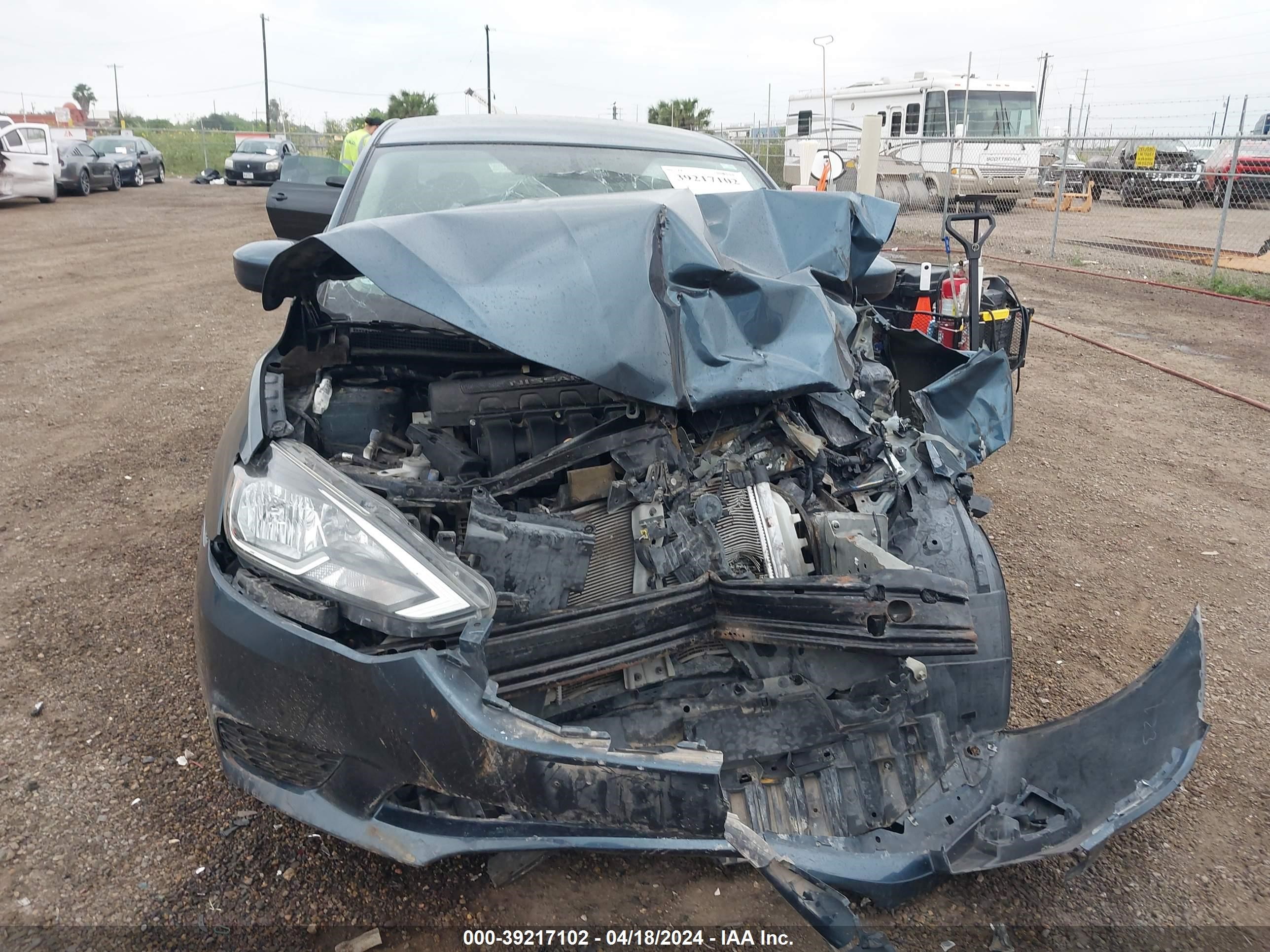 2016 Nissan Sentra Sv vin: 3N1AB7AP9GY333657