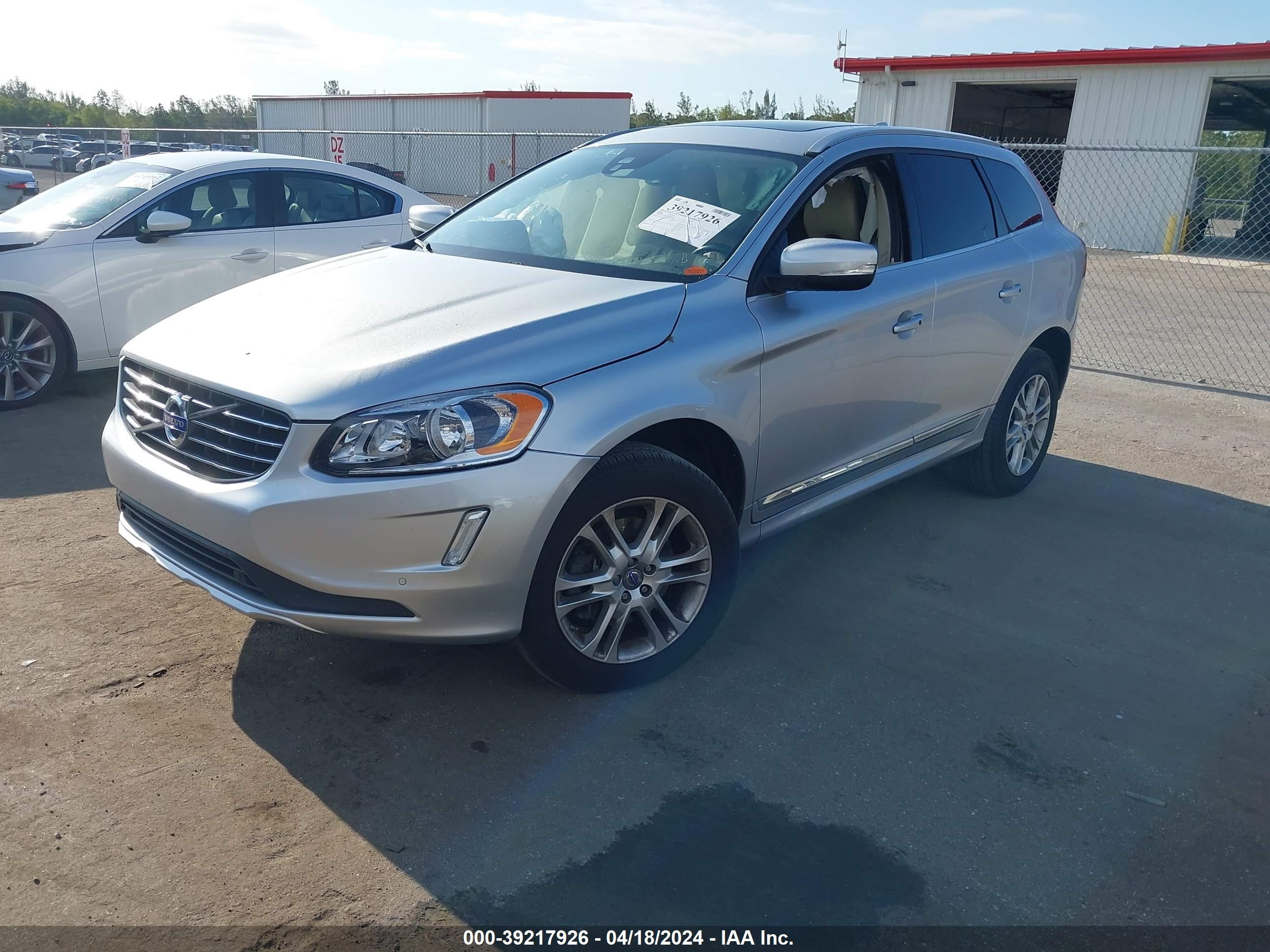 2015 Volvo Xc60 T5 Premier vin: YV440MDK2F2683737