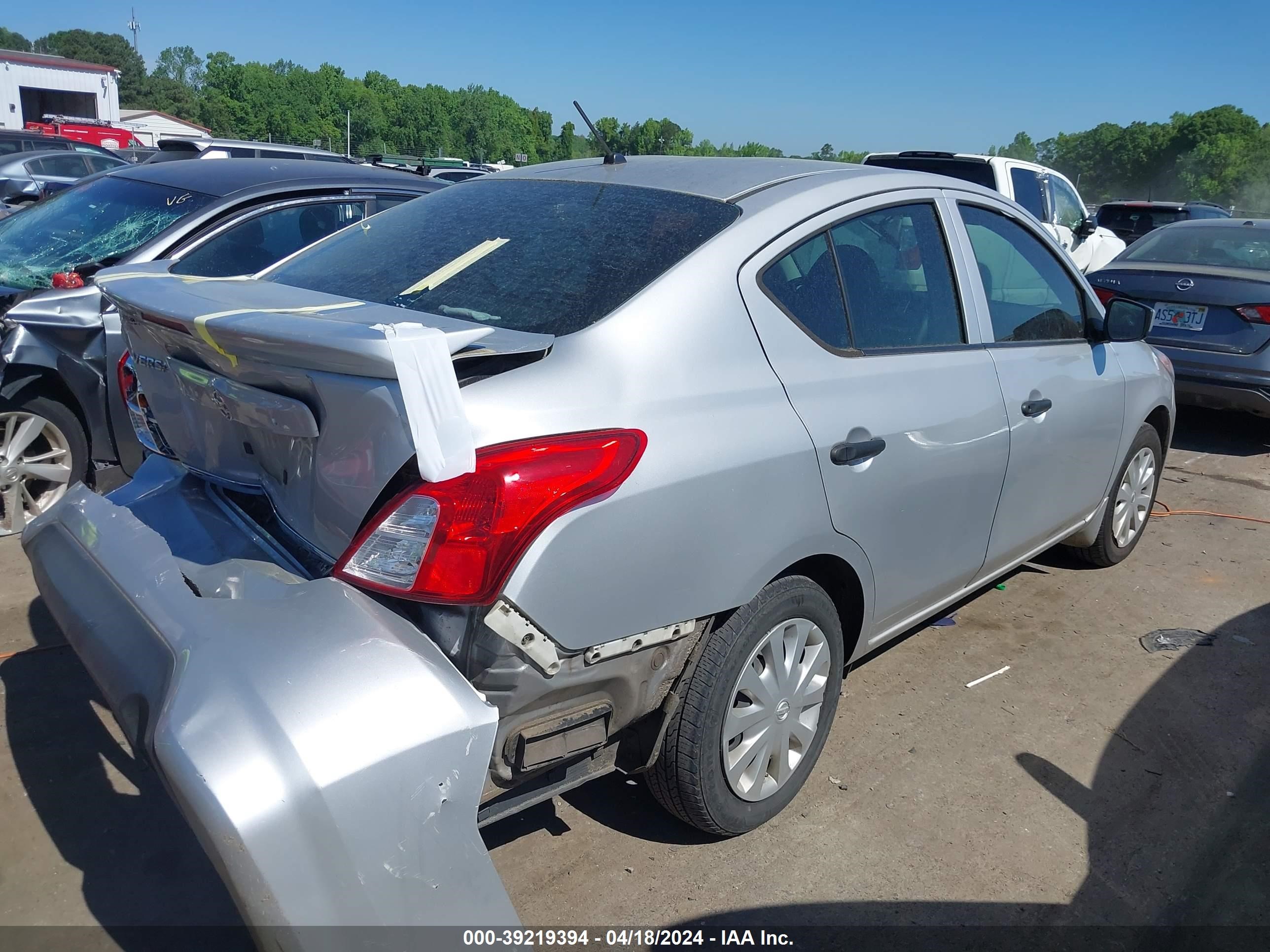 2017 Nissan Versa 1.6 S+ vin: 3N1CN7AP4HL846393