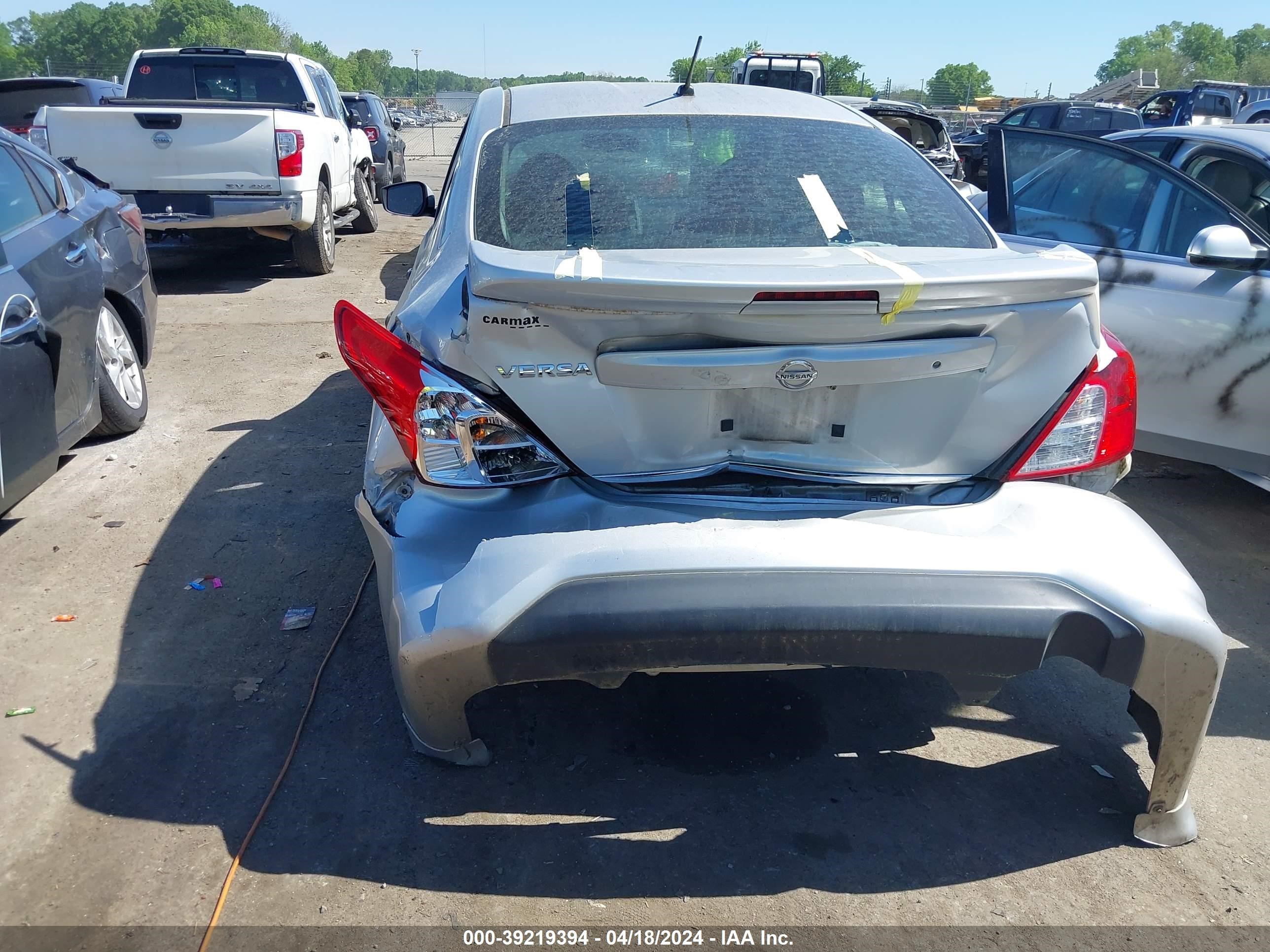 2017 Nissan Versa 1.6 S+ vin: 3N1CN7AP4HL846393