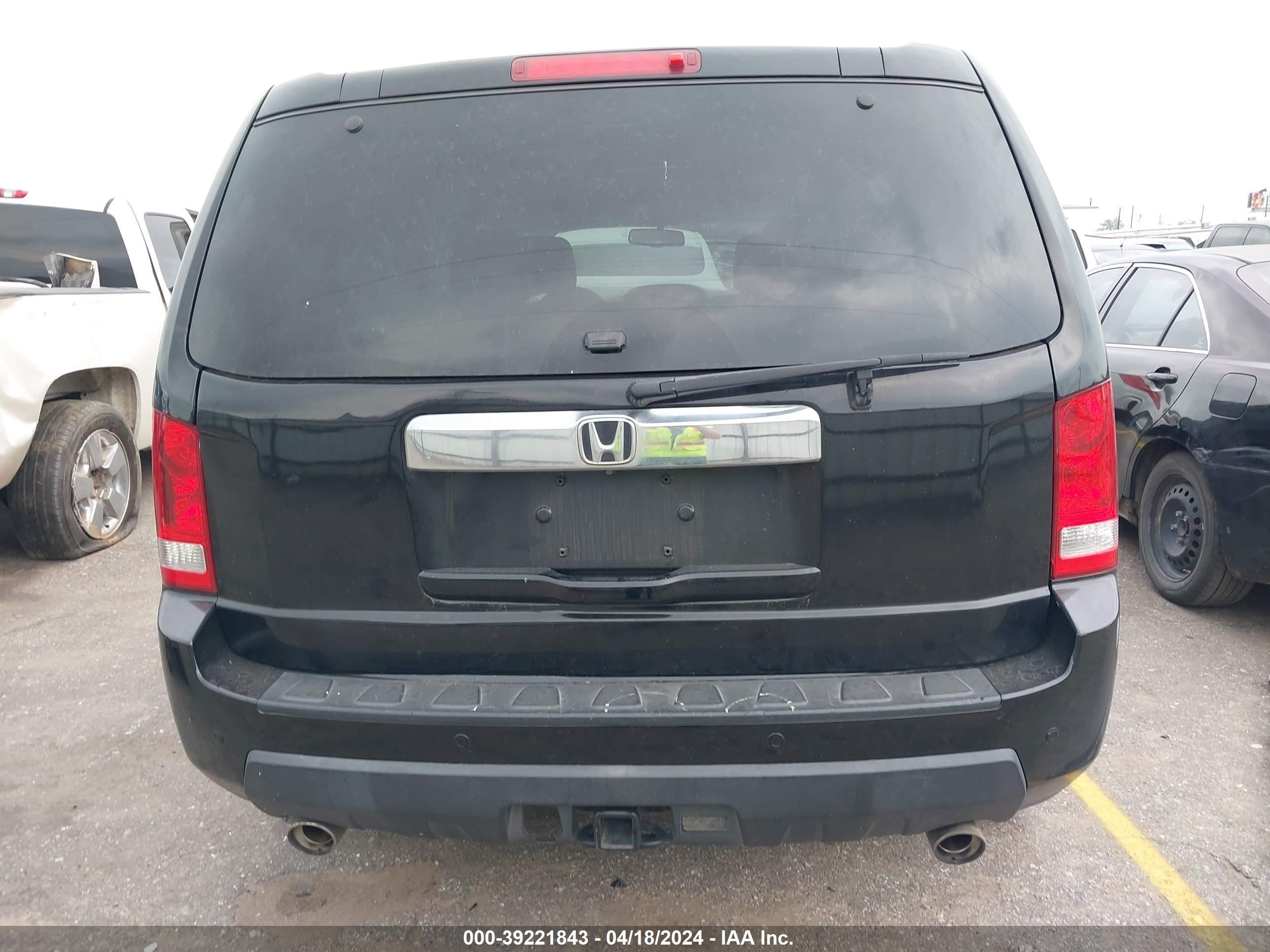 2013 Honda Pilot Ex-L vin: 5FNYF3H58DB03188