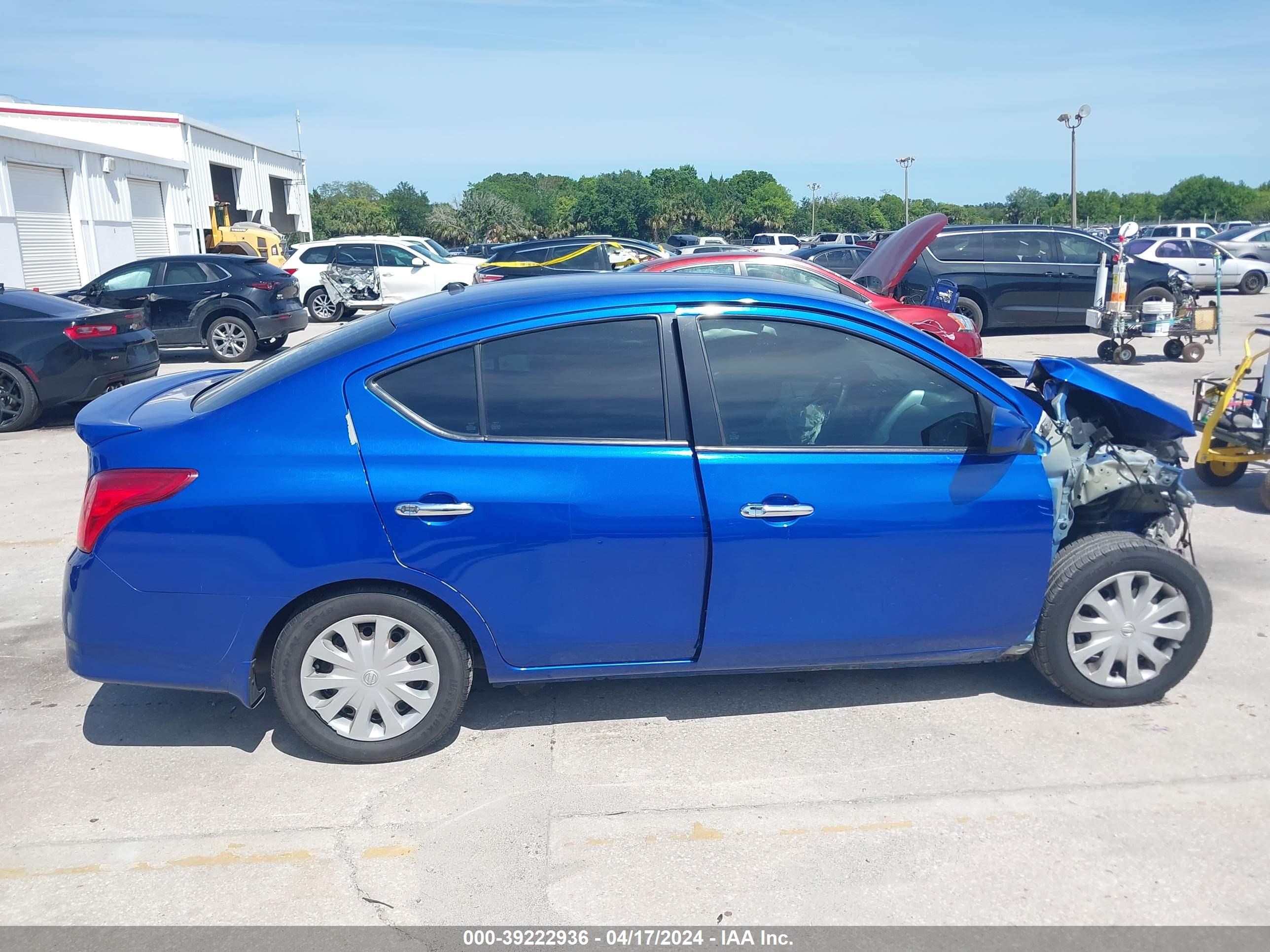 2017 Nissan Versa 1.6 Sv vin: 3N1CN7AP3HL822893