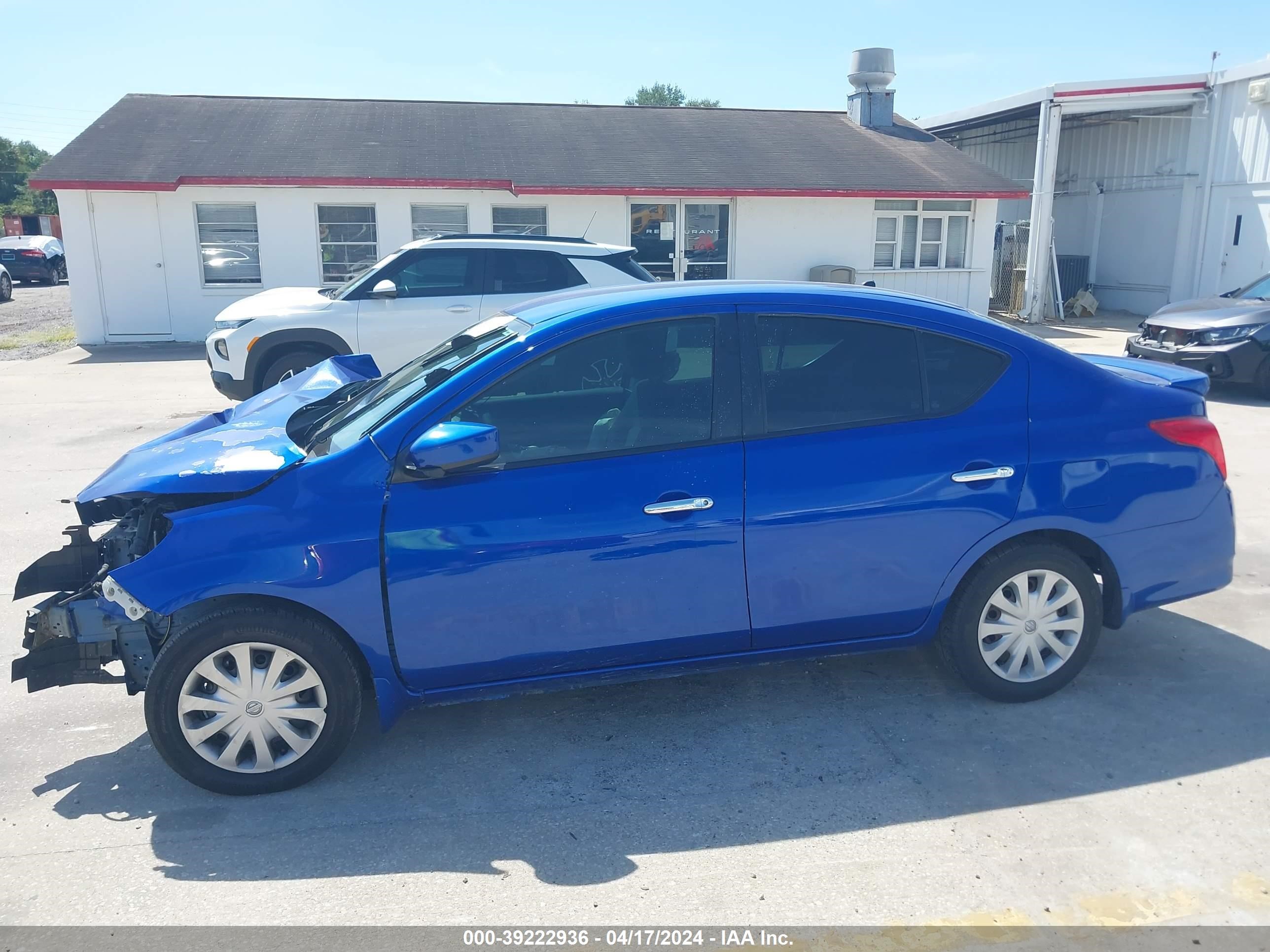 2017 Nissan Versa 1.6 Sv vin: 3N1CN7AP3HL822893