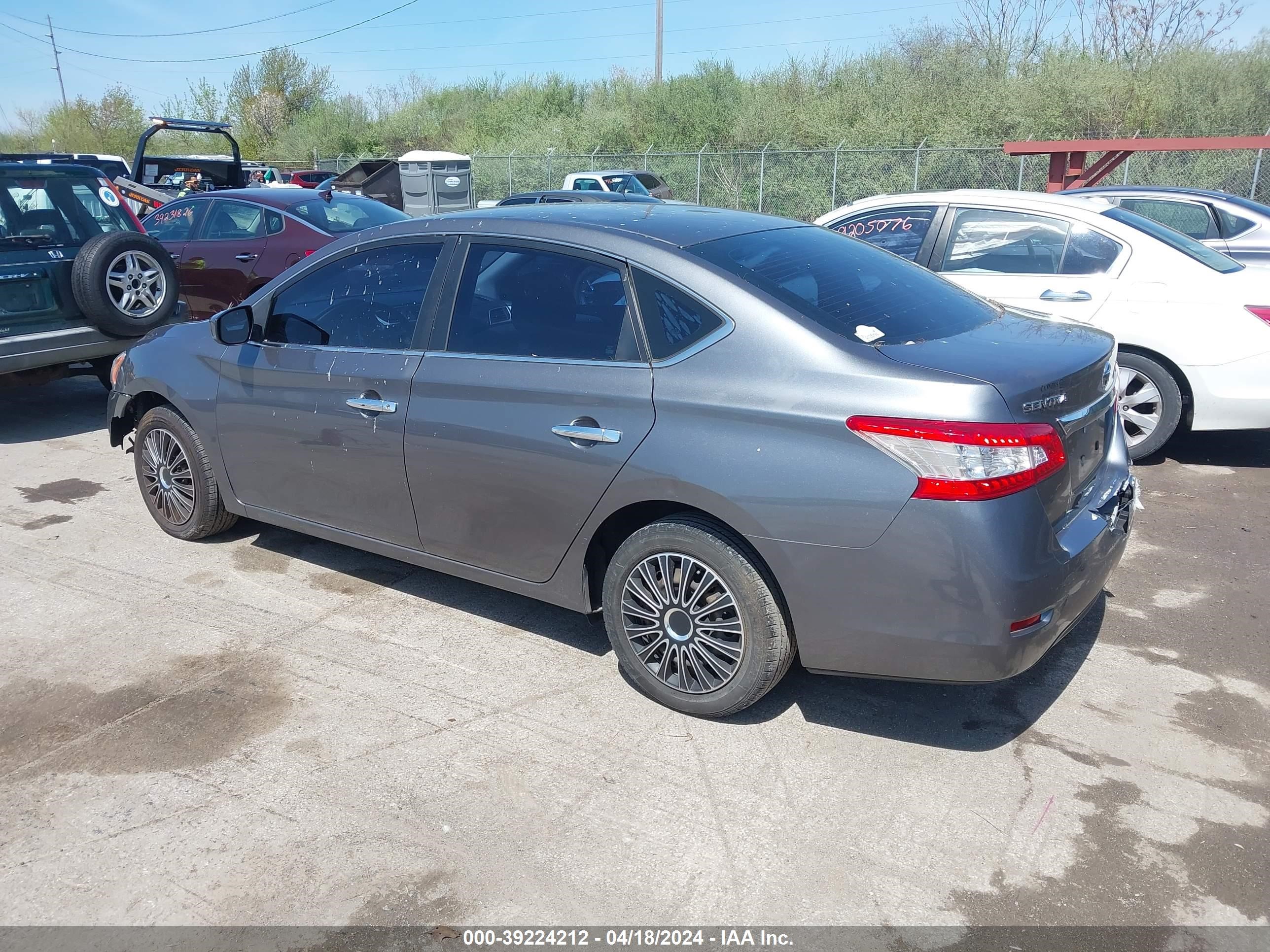 2015 Nissan Sentra S vin: 3N1AB7APXFY346352