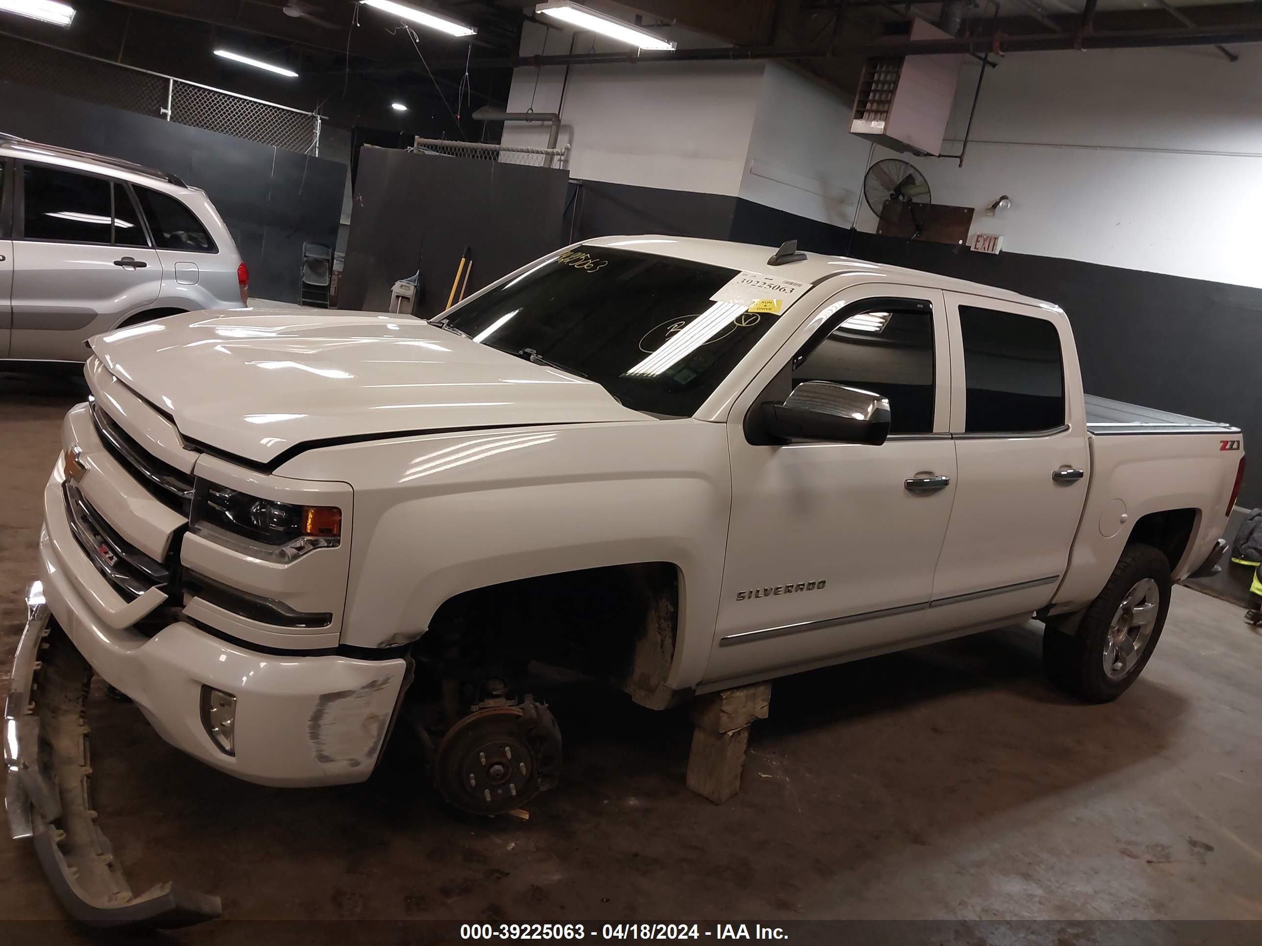 2018 Chevrolet Silverado 1500 2Lz vin: 3GCUKSEJ5JG454511