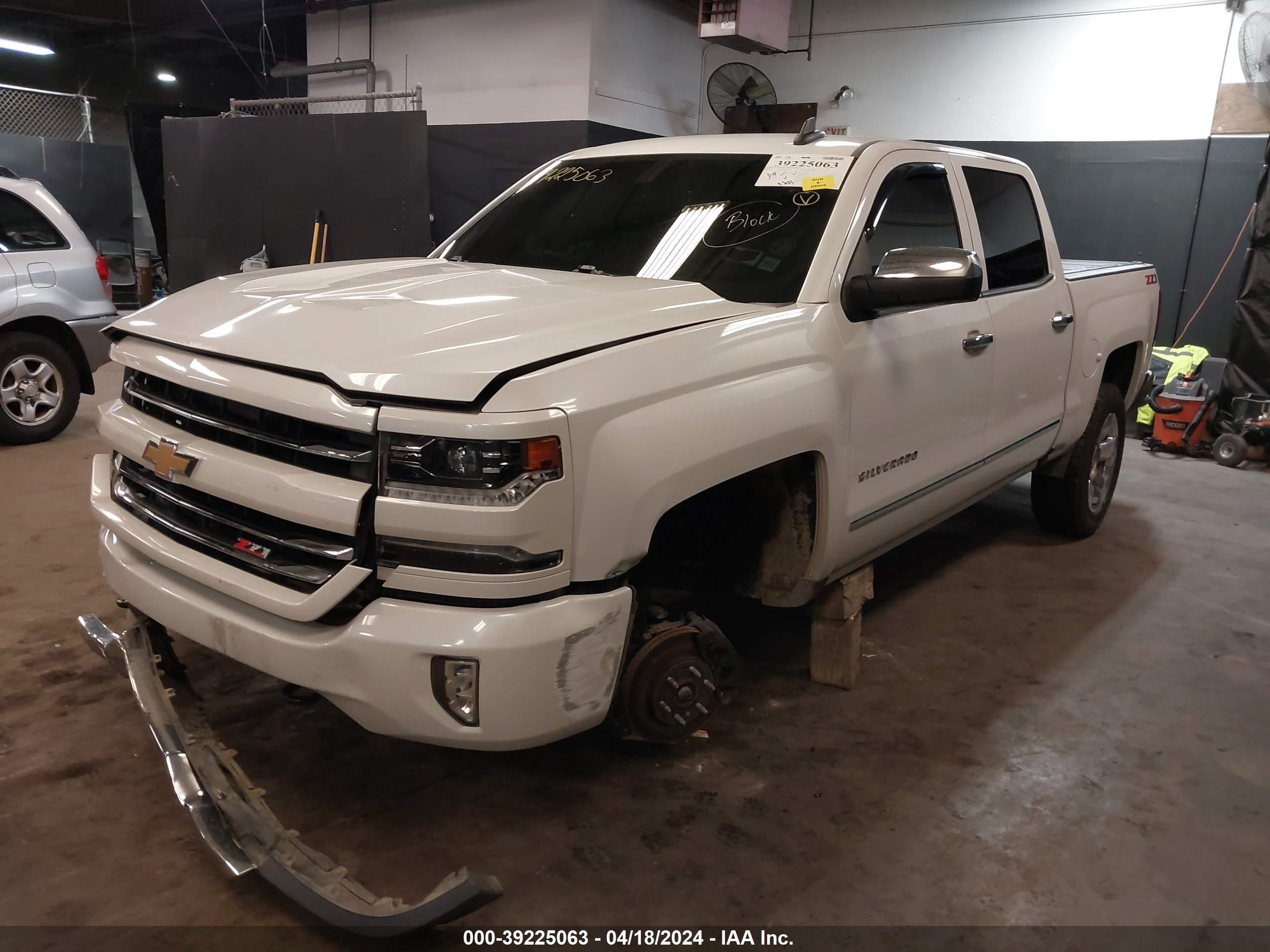 2018 Chevrolet Silverado 1500 2Lz vin: 3GCUKSEJ5JG454511