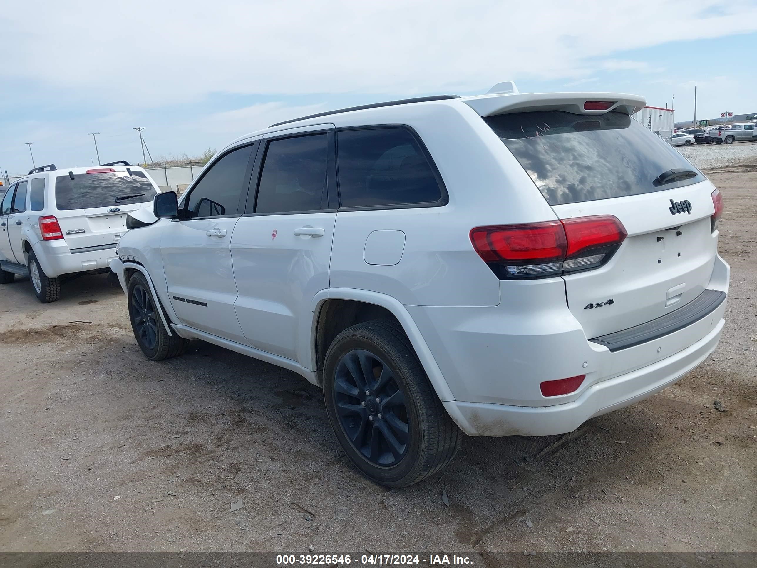 2019 Jeep Grand Cherokee Altitude 4X4 vin: 1C4RJFAG0KC635403