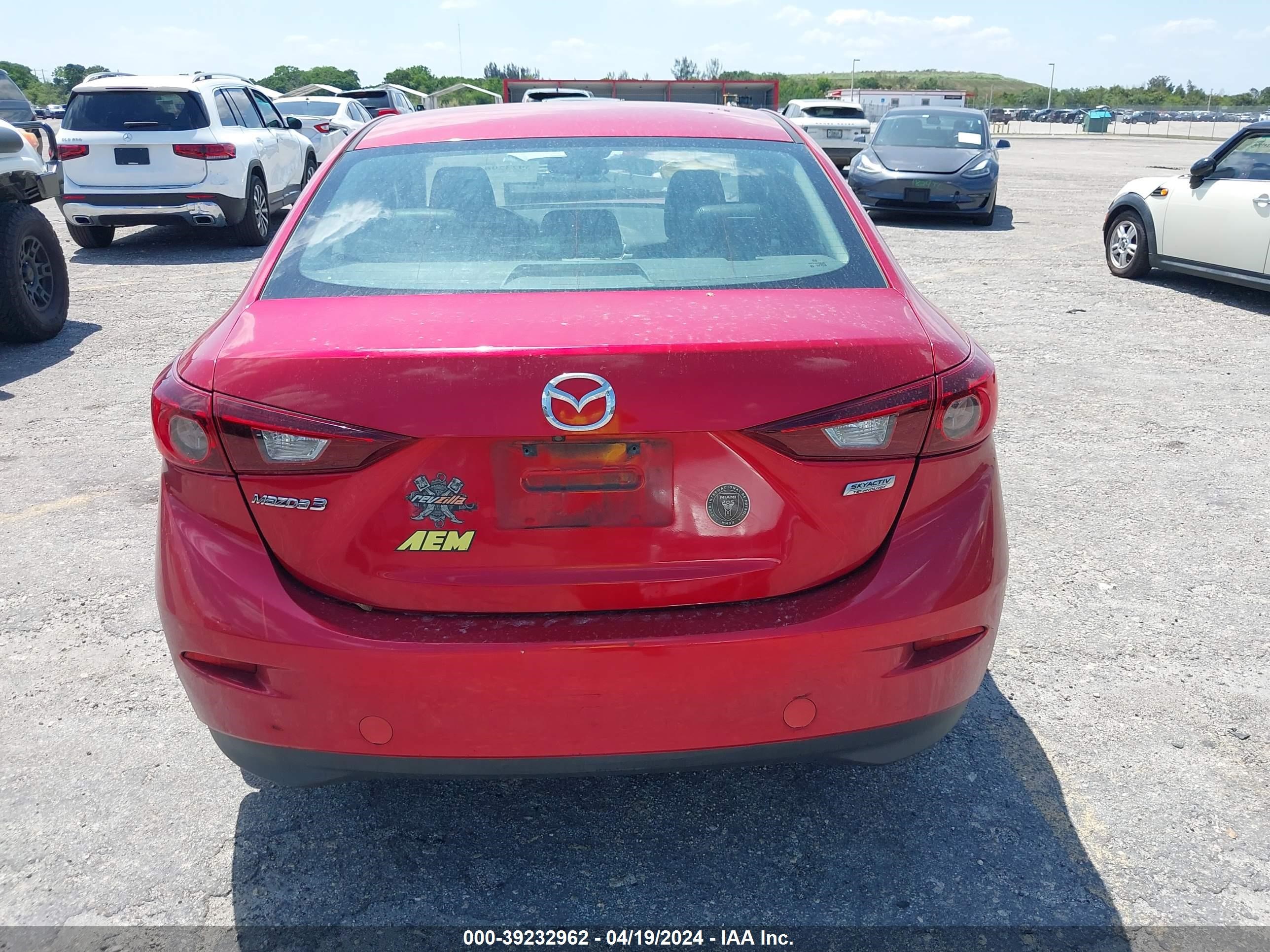 2017 Mazda Mazda3 Touring vin: 3MZBN1V73HM121438
