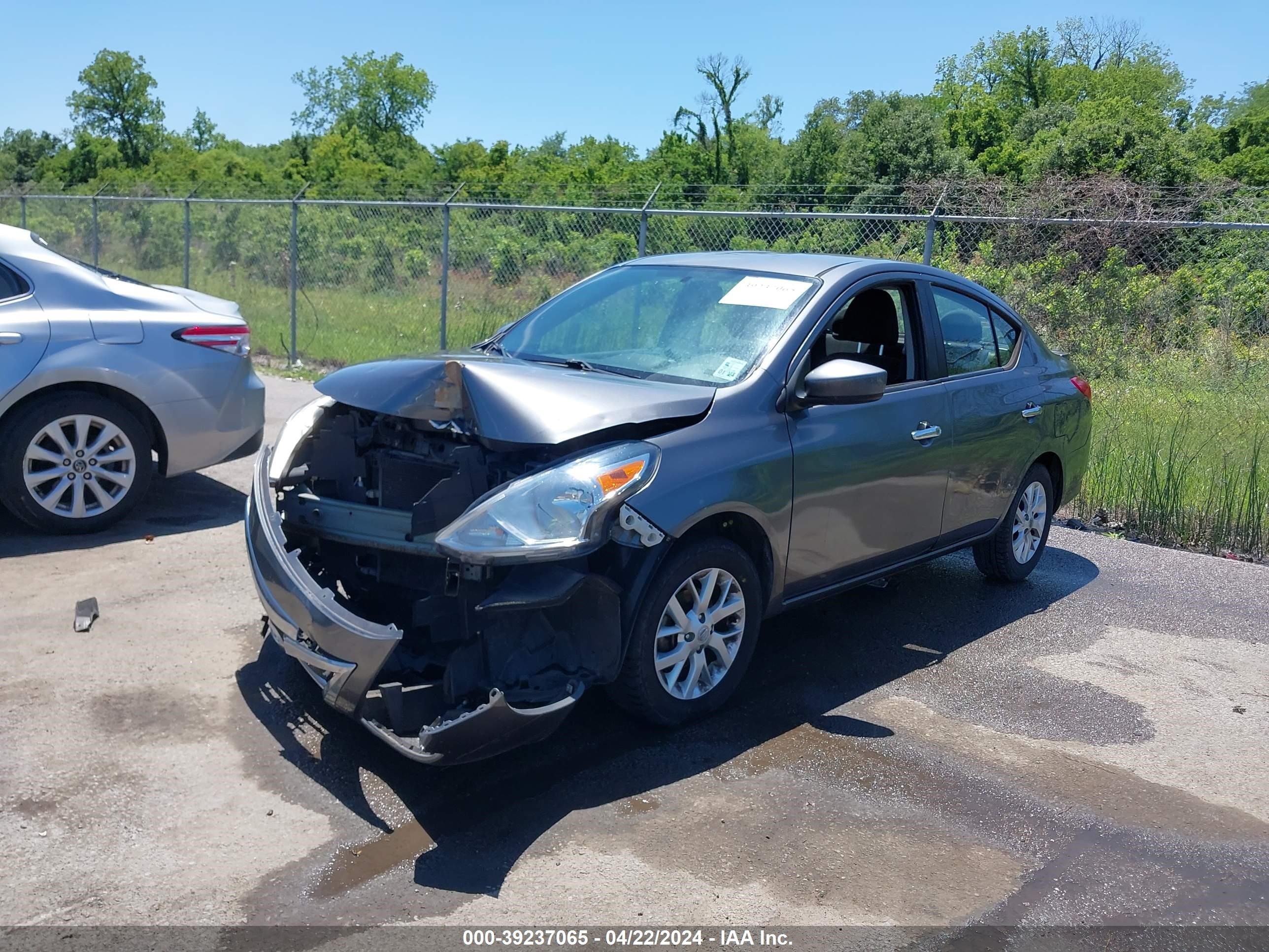 2018 Nissan Versa 1.6 Sv vin: 3N1CN7AP3JL859903