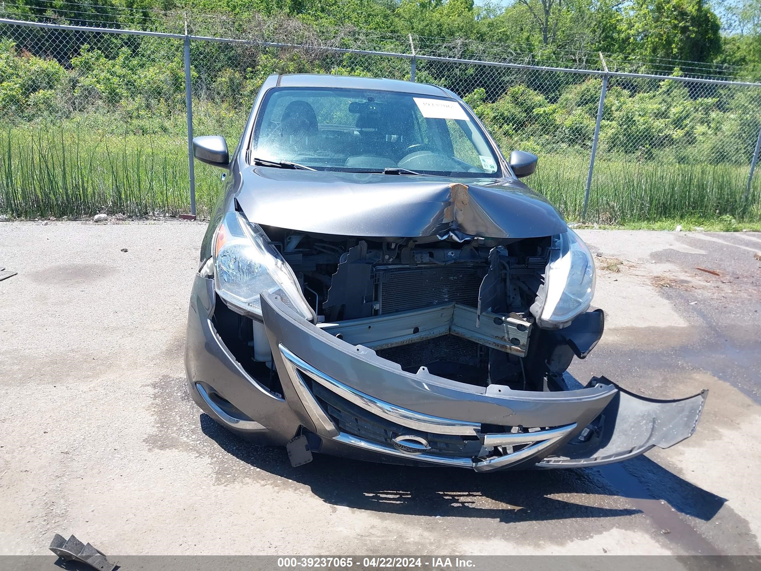 2018 Nissan Versa 1.6 Sv vin: 3N1CN7AP3JL859903