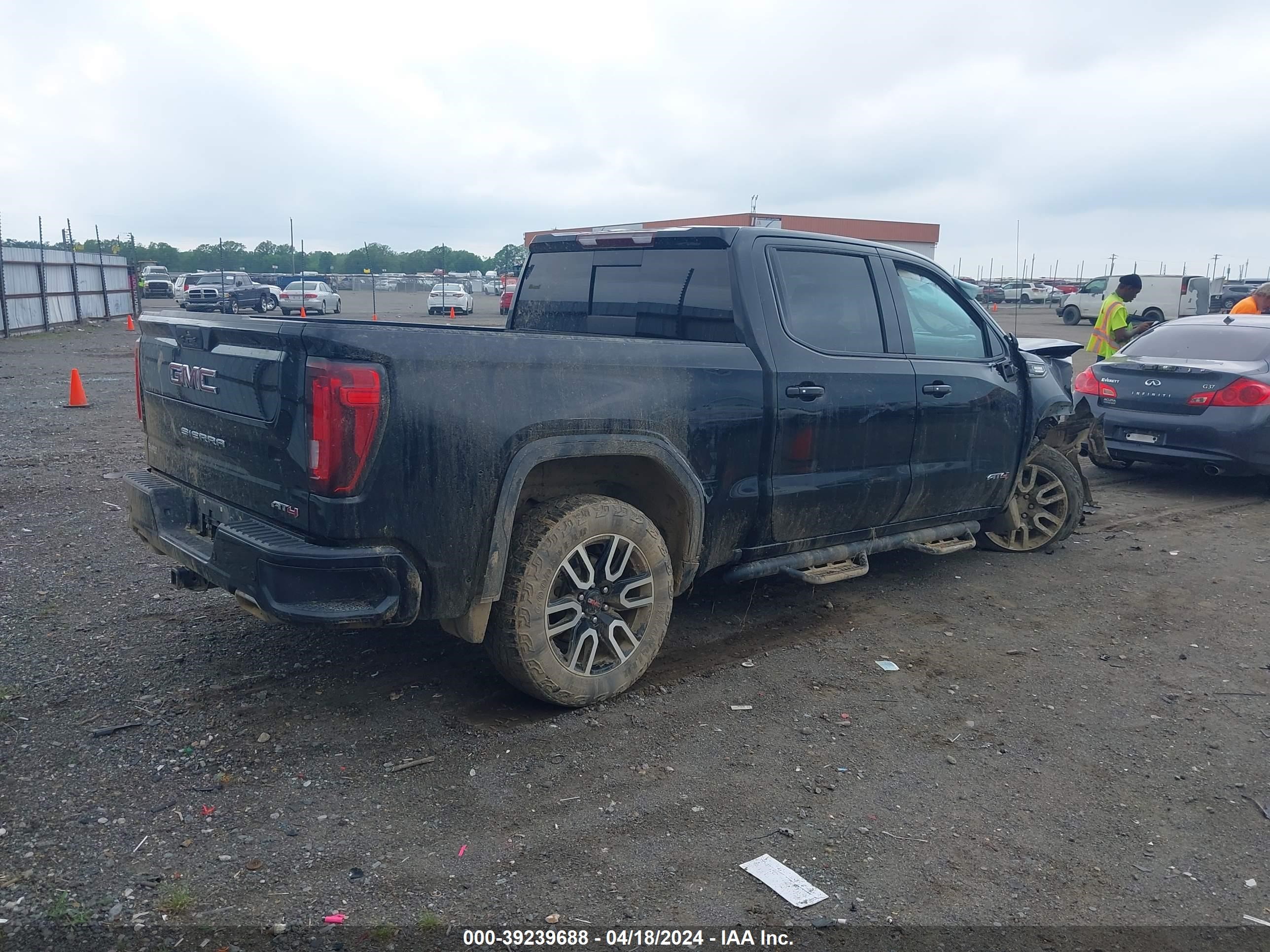 2021 GMC Sierra 1500 4Wd Short Box At4 vin: 3GTU9EET5MG267949