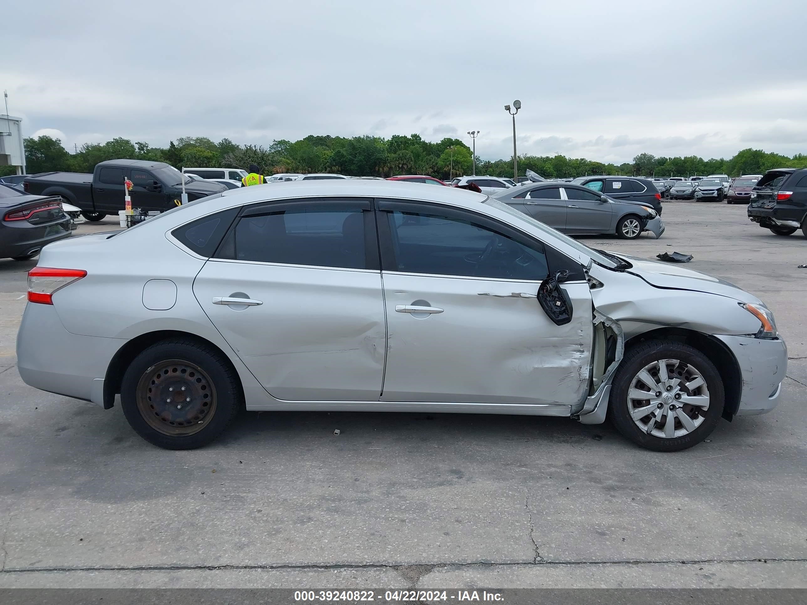 2015 Nissan Sentra S vin: 3N1AB7AP1FY354131