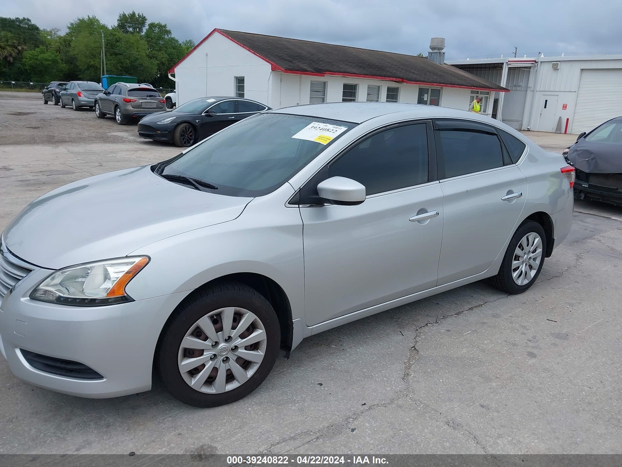 2015 Nissan Sentra S vin: 3N1AB7AP1FY354131