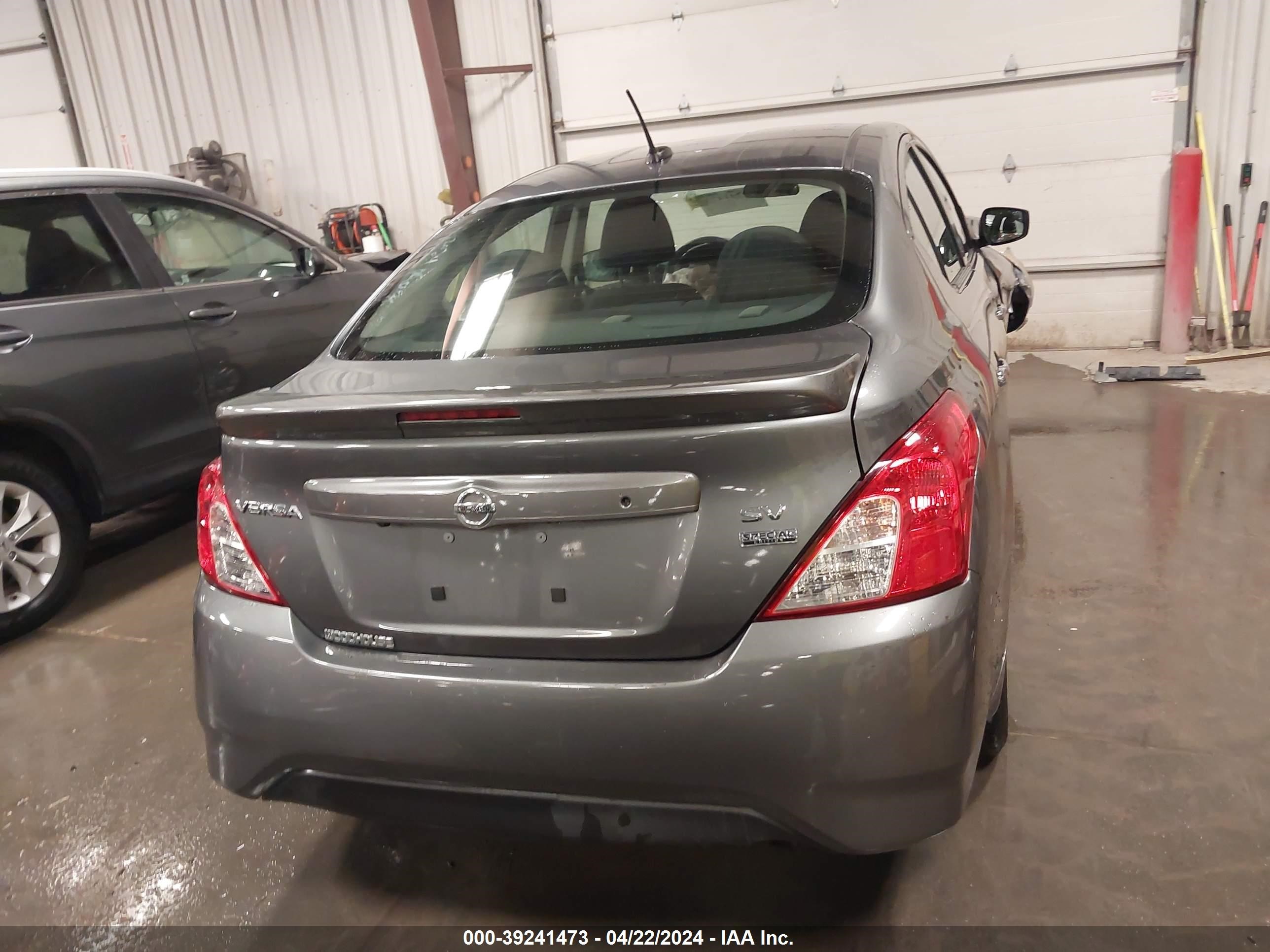 2017 Nissan Versa 1.6 Sv vin: 3N1CN7AP9HL856112