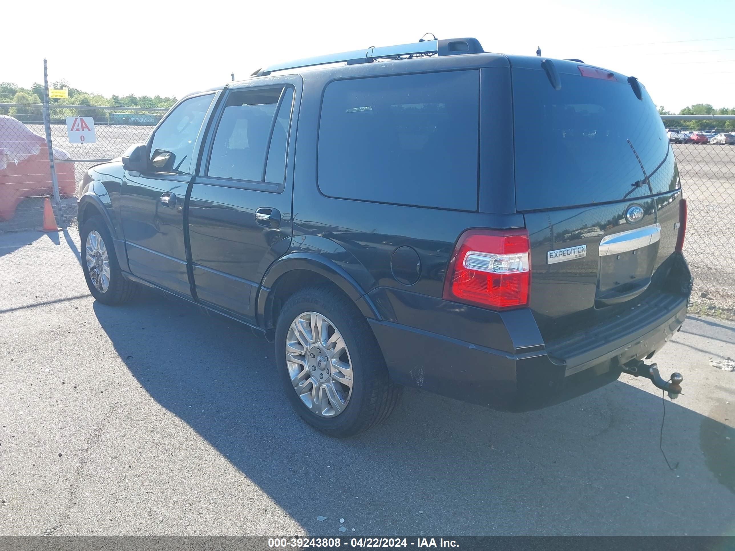 2013 Ford Expedition Limited vin: 1FMJU1K57DEF39632