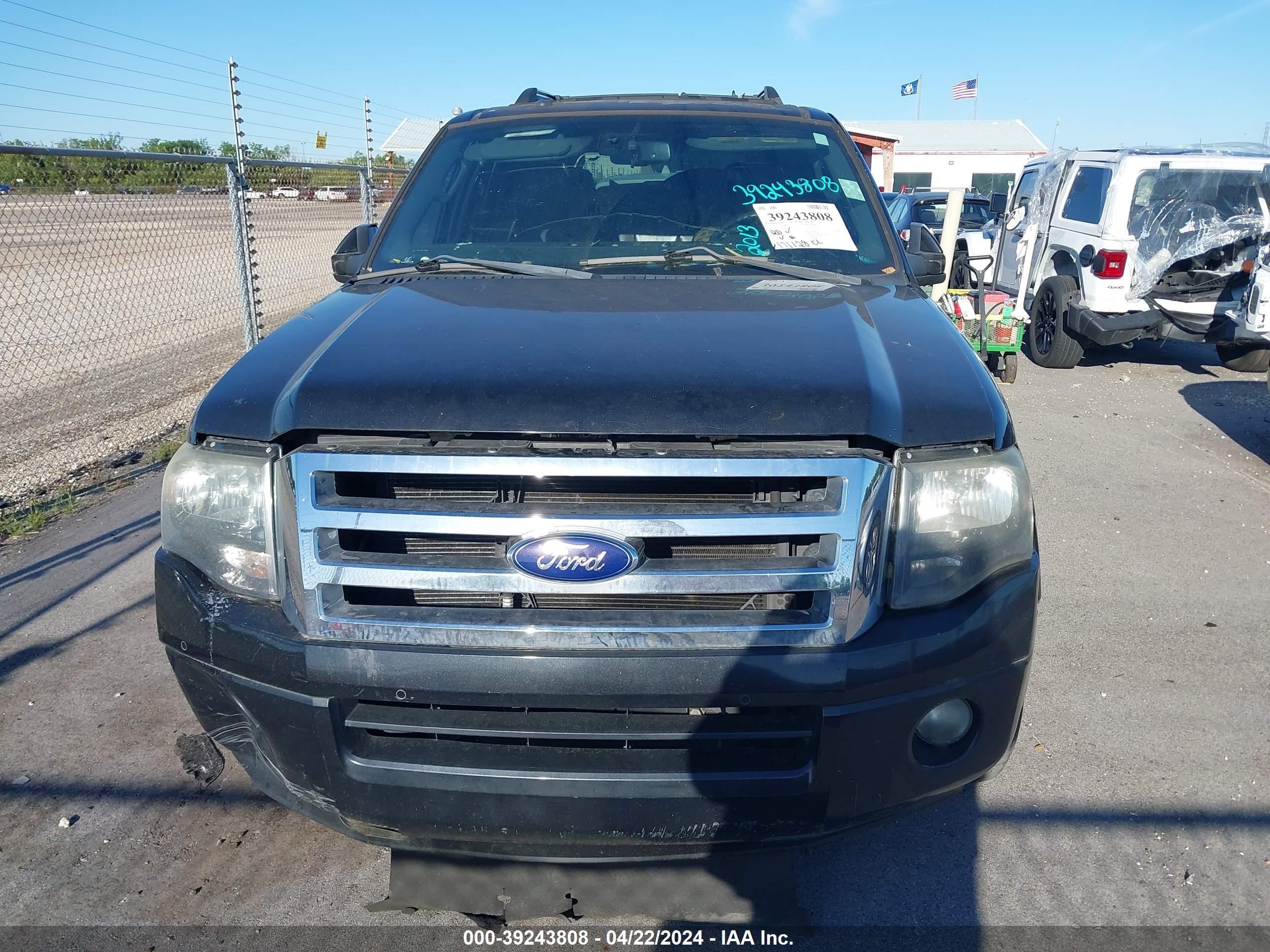 2013 Ford Expedition Limited vin: 1FMJU1K57DEF39632