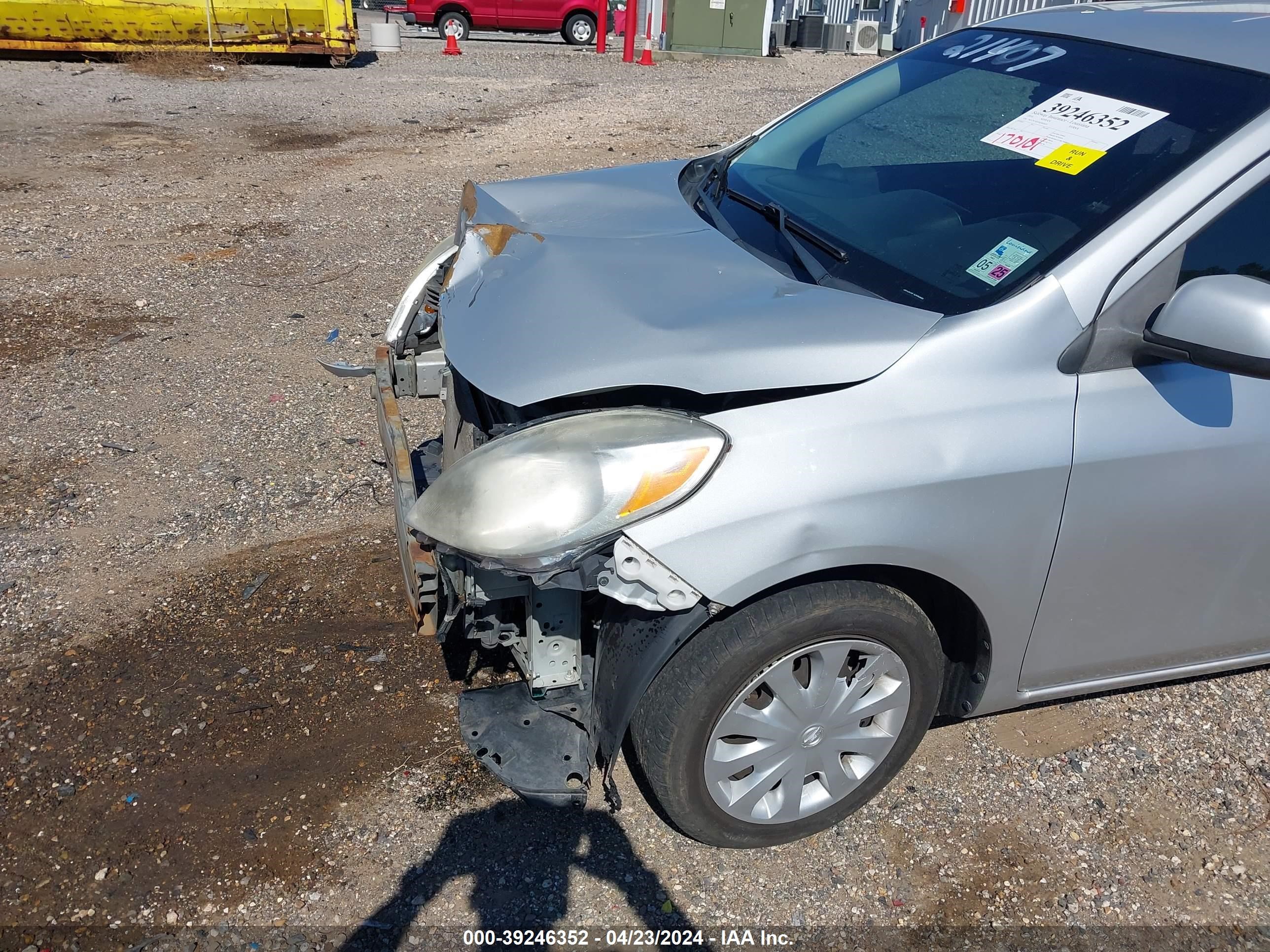 2014 Nissan Versa 1.6 Sv vin: 3N1CN7AP1EK465635