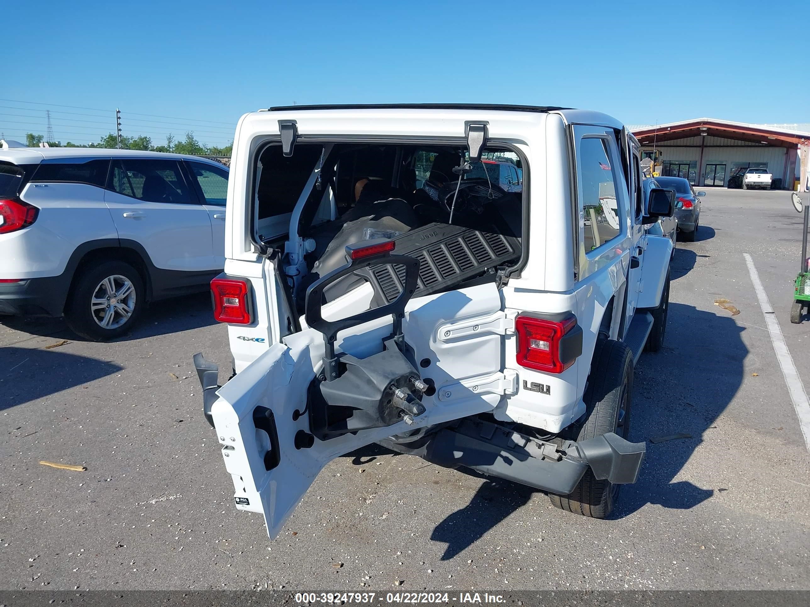 2021 Jeep Wrangler 4Xe Unlimited Sahara 4X4 vin: 1C4JJXP63MW742206