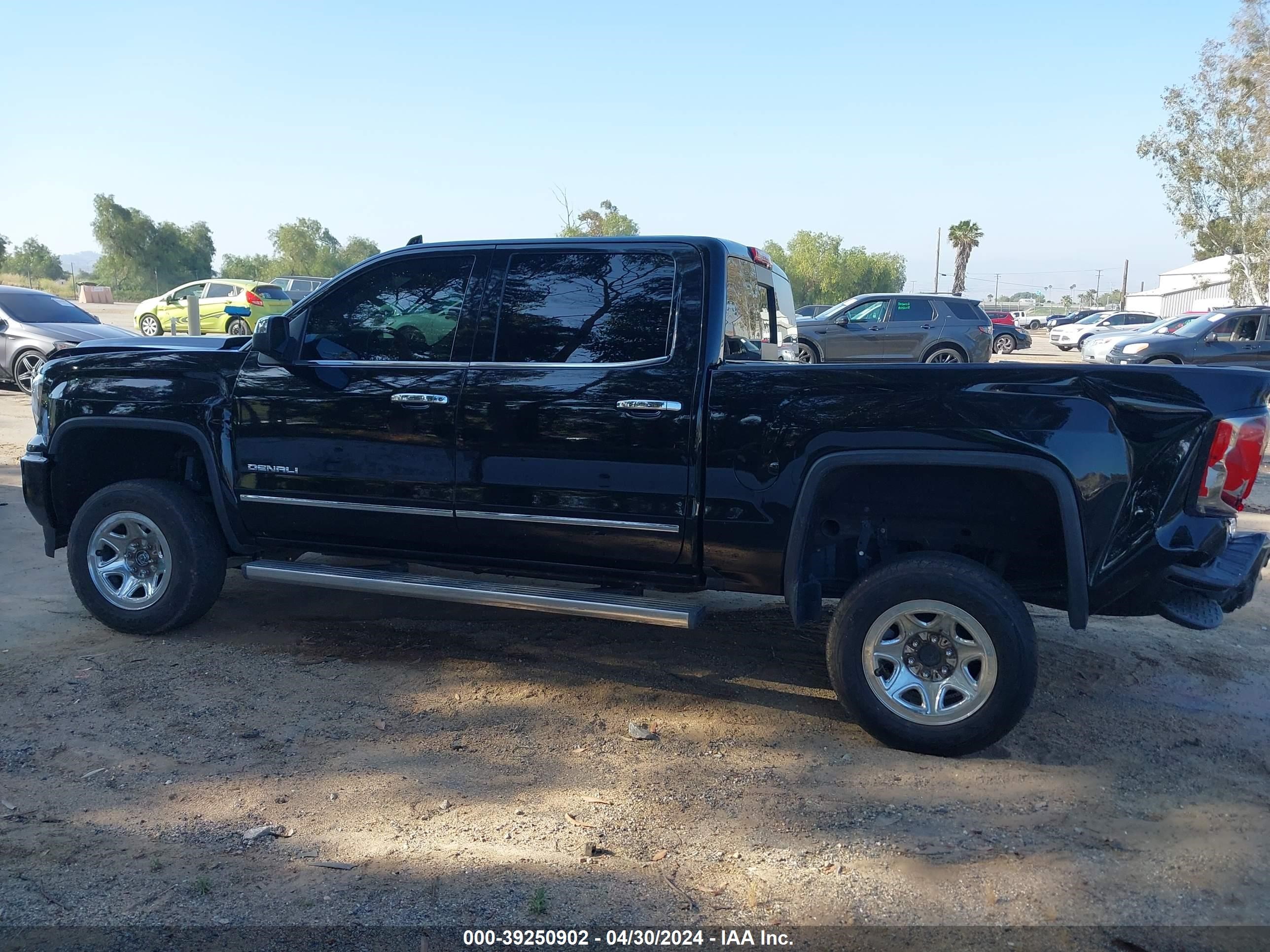 2017 GMC Sierra 1500 Denali vin: 3GTU2PEJ7HG253880