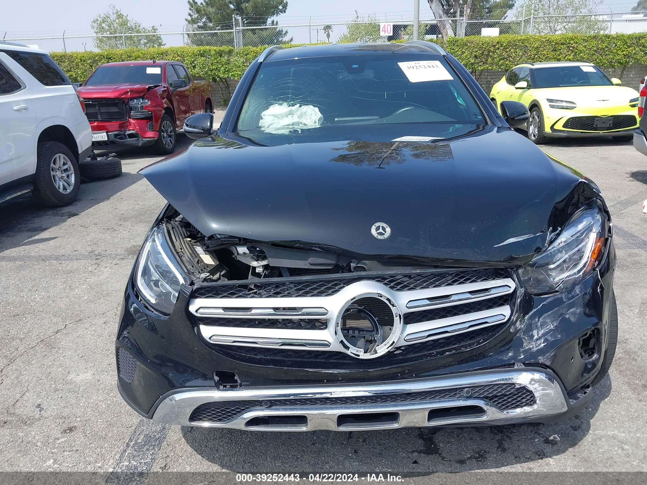 2021 Mercedes-Benz Glc 300 Suv vin: W1N0G8DB2MG013859