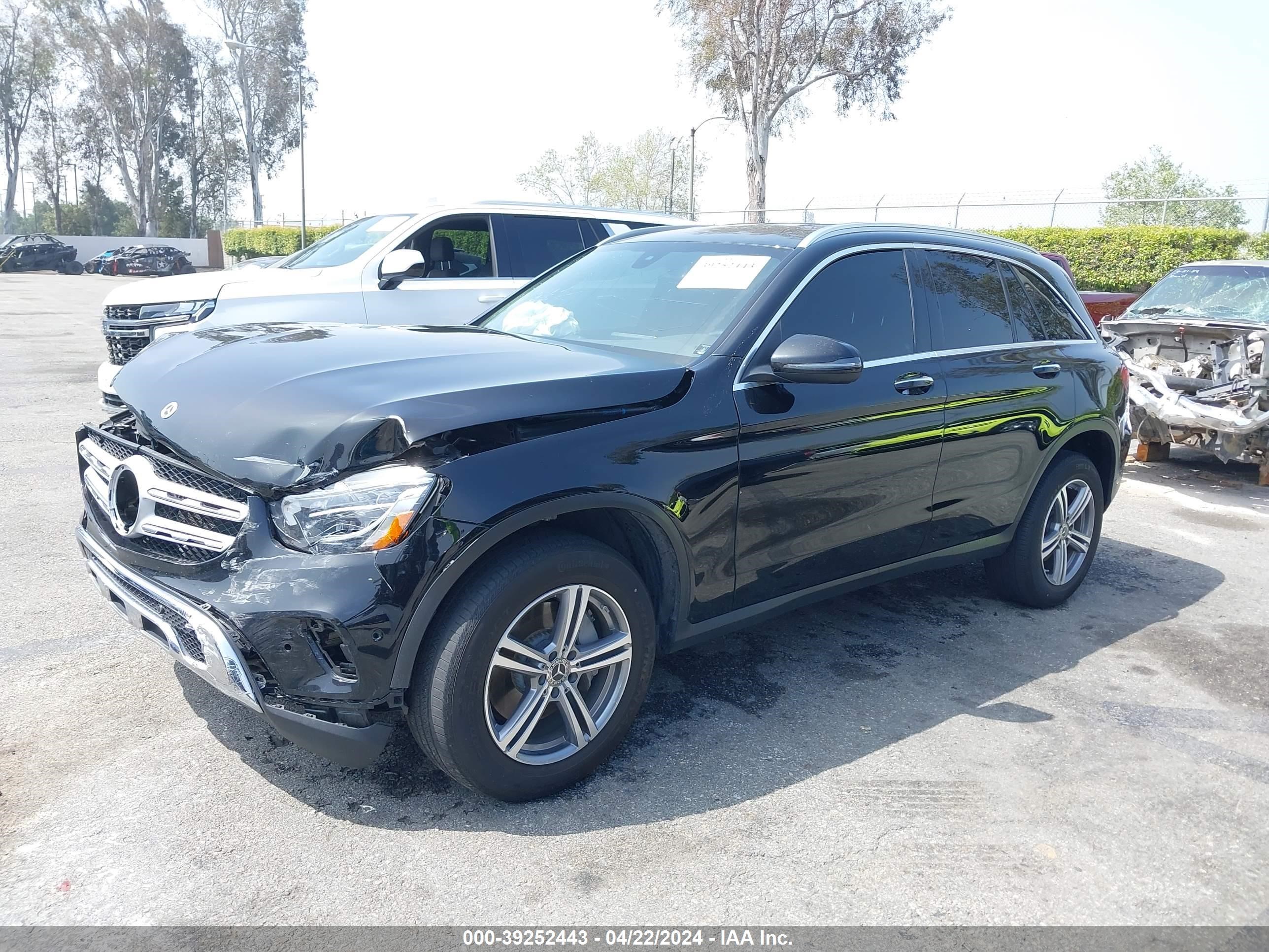 2021 Mercedes-Benz Glc 300 Suv vin: W1N0G8DB2MG013859