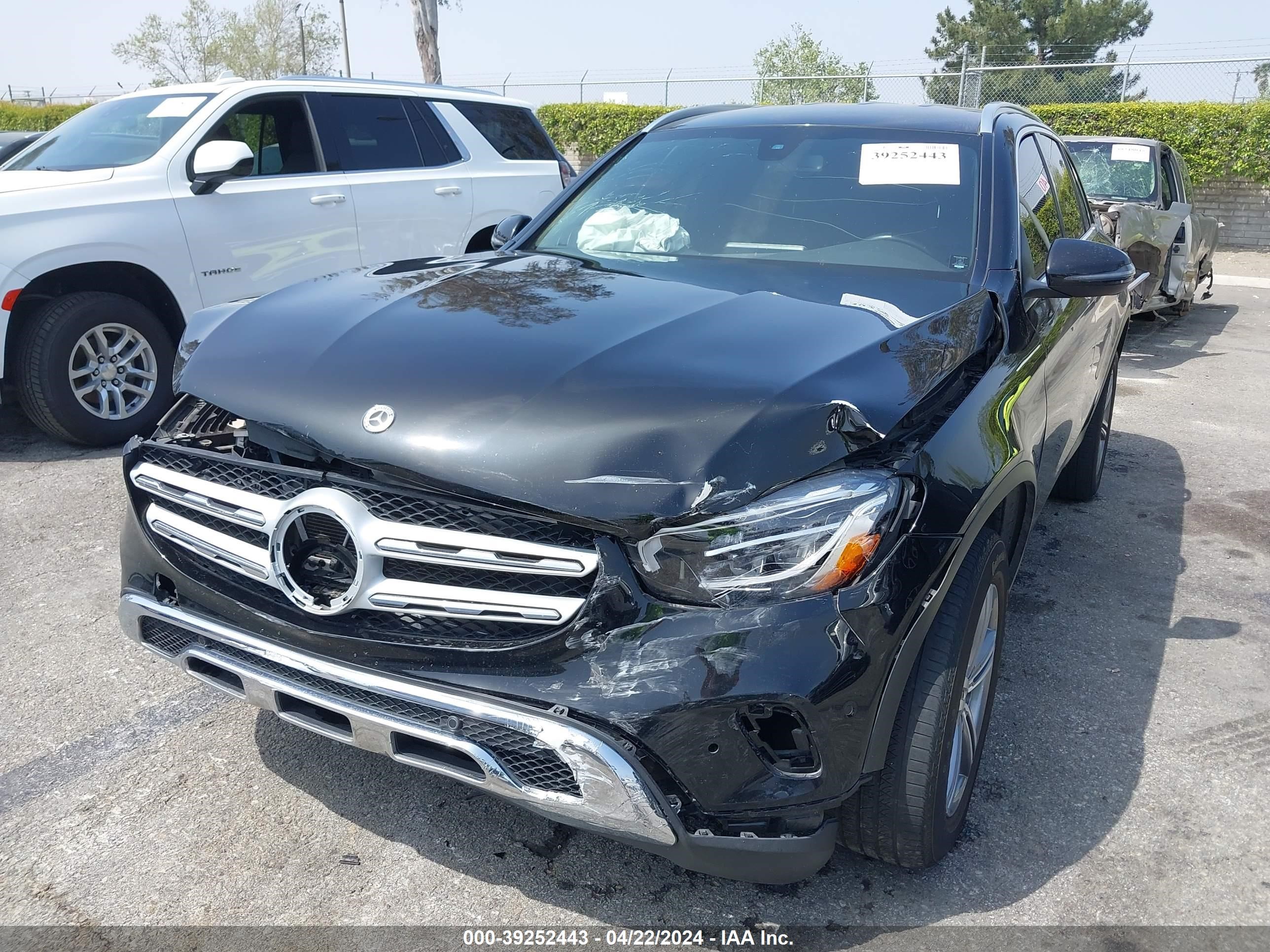 2021 Mercedes-Benz Glc 300 Suv vin: W1N0G8DB2MG013859