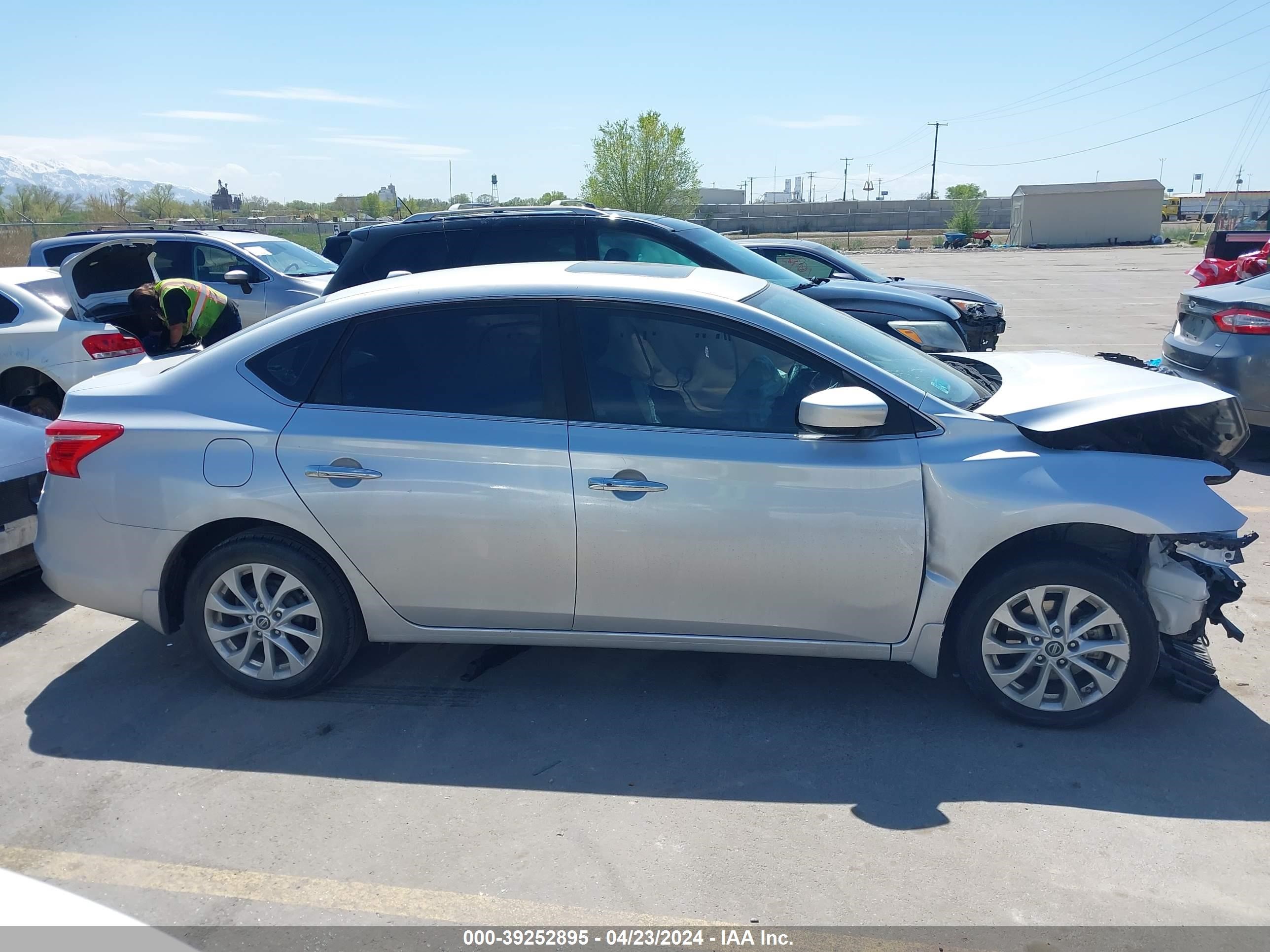 2016 Nissan Sentra Sv vin: 3N1AB7AP4GY285615