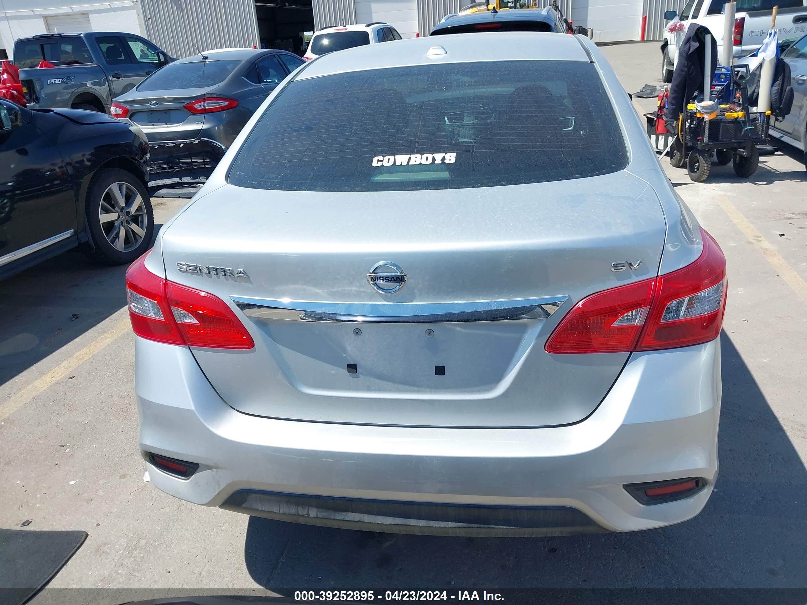 2016 Nissan Sentra Sv vin: 3N1AB7AP4GY285615