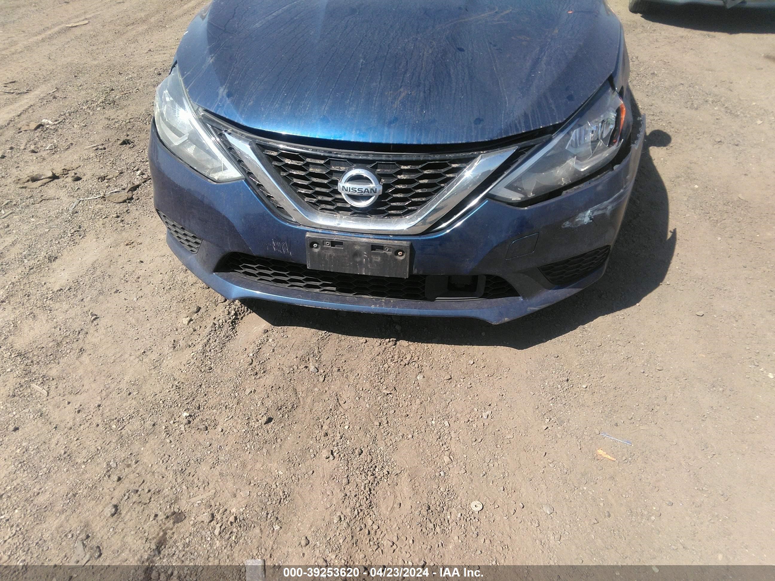 2018 Nissan Sentra S vin: 3N1AB7AP4JY274038