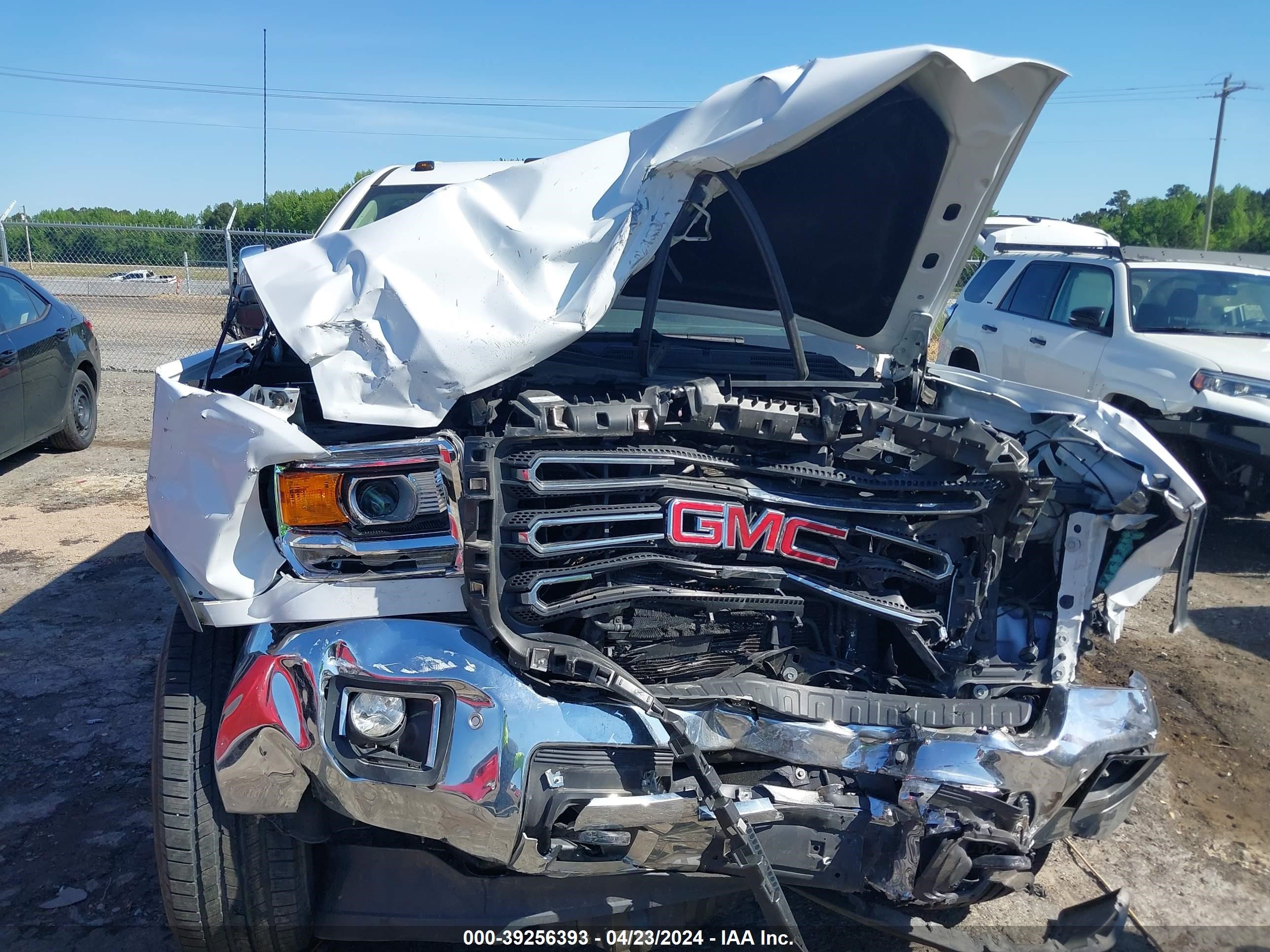 2018 GMC Sierra 2500Hd Slt vin: 1GT12TEGXJF200923