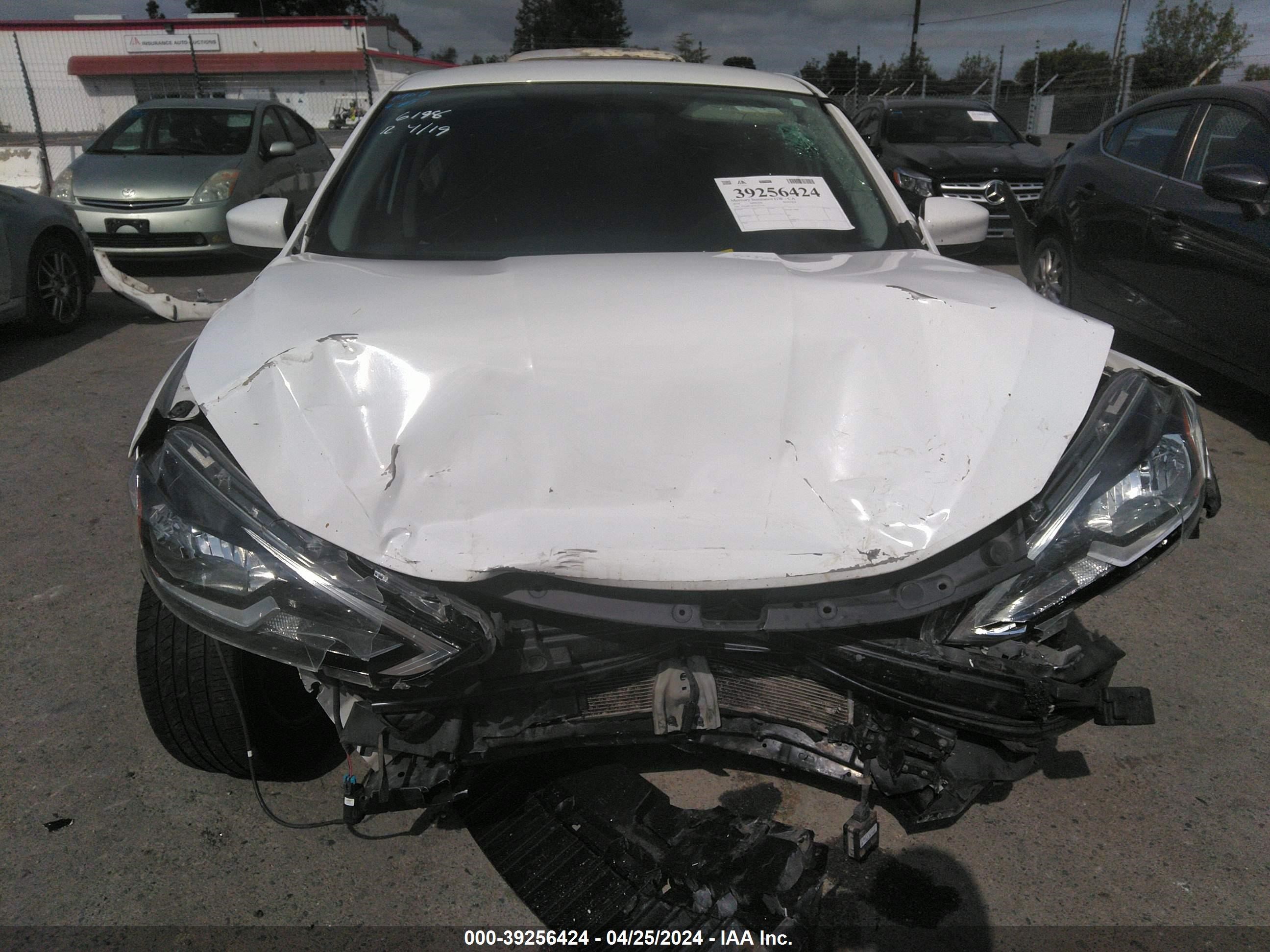 2018 Nissan Sentra Sv vin: 3N1AB7AP7JL657159