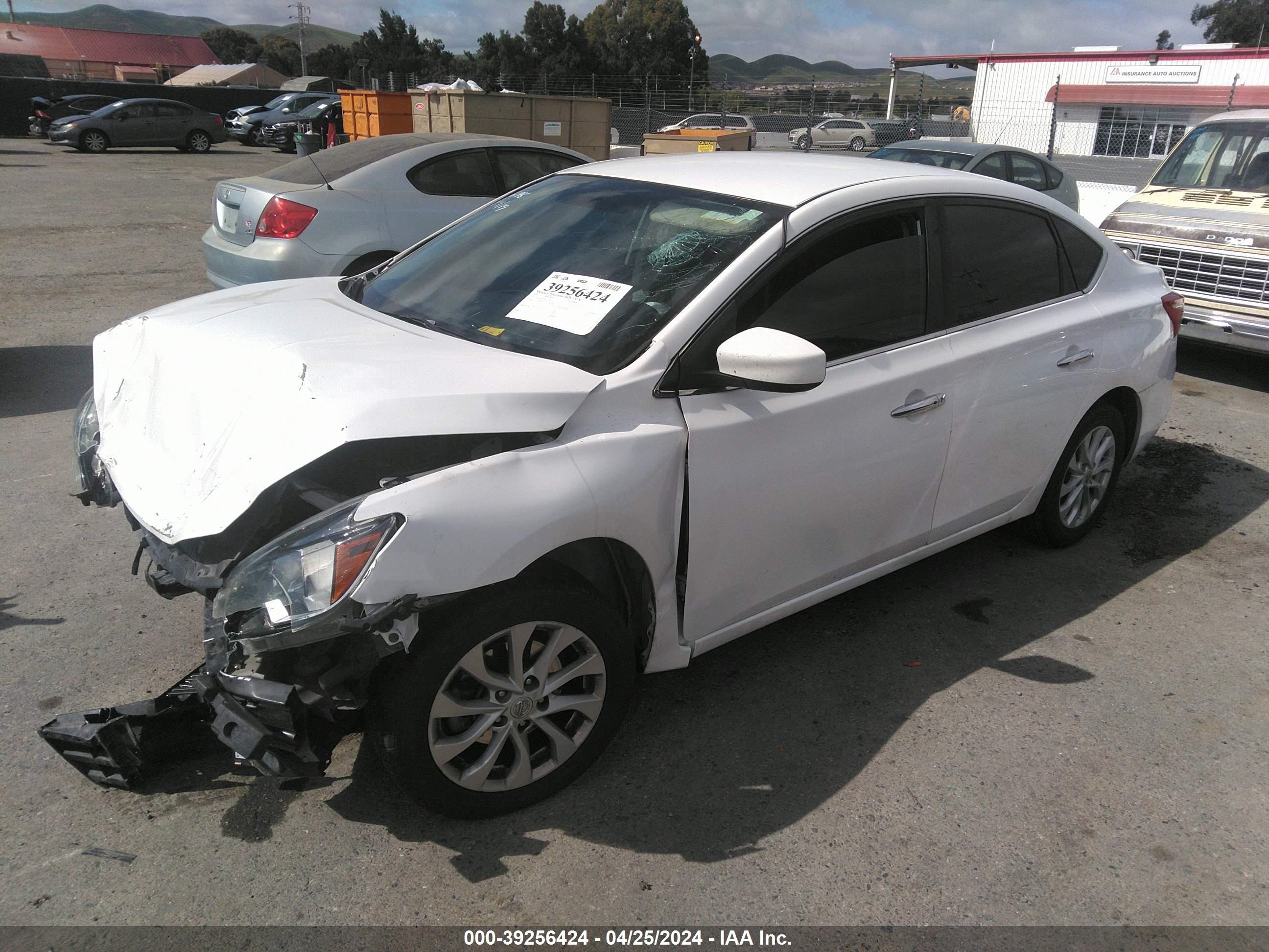 2018 Nissan Sentra Sv vin: 3N1AB7AP7JL657159